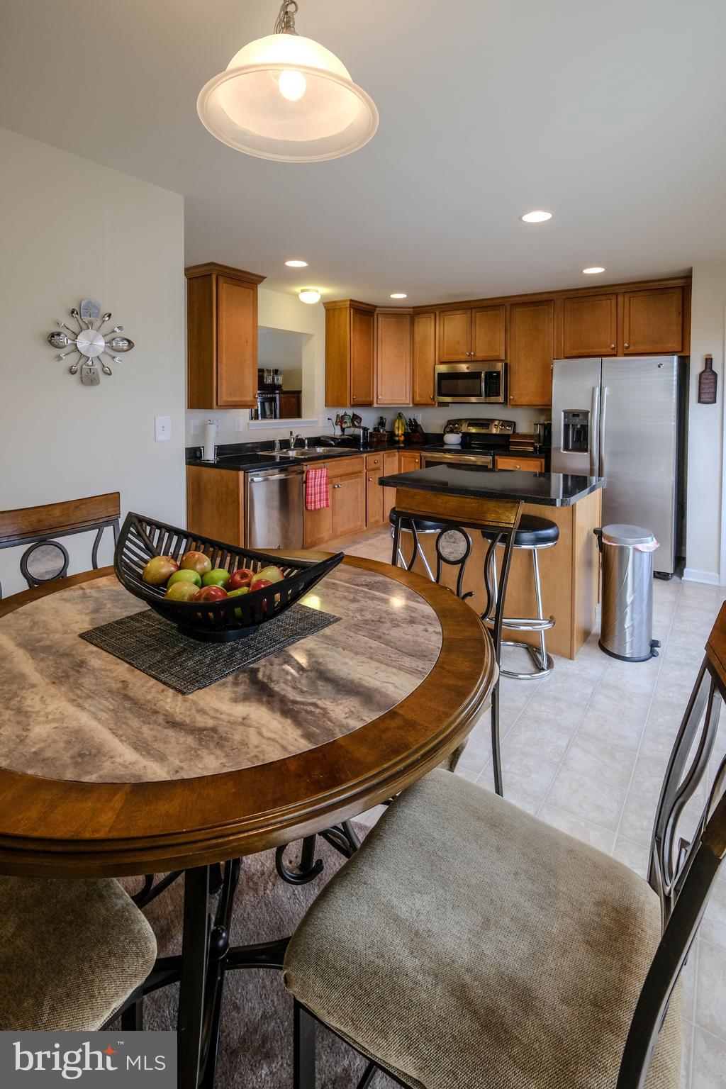 LAKELAND PLACE - Residential