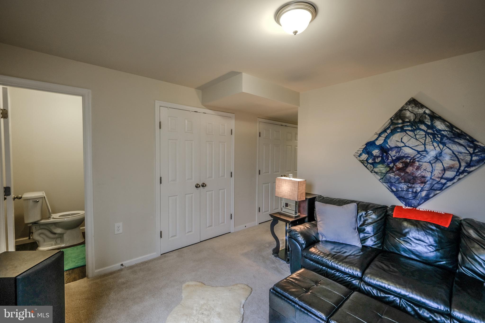 LAKELAND PLACE - Residential