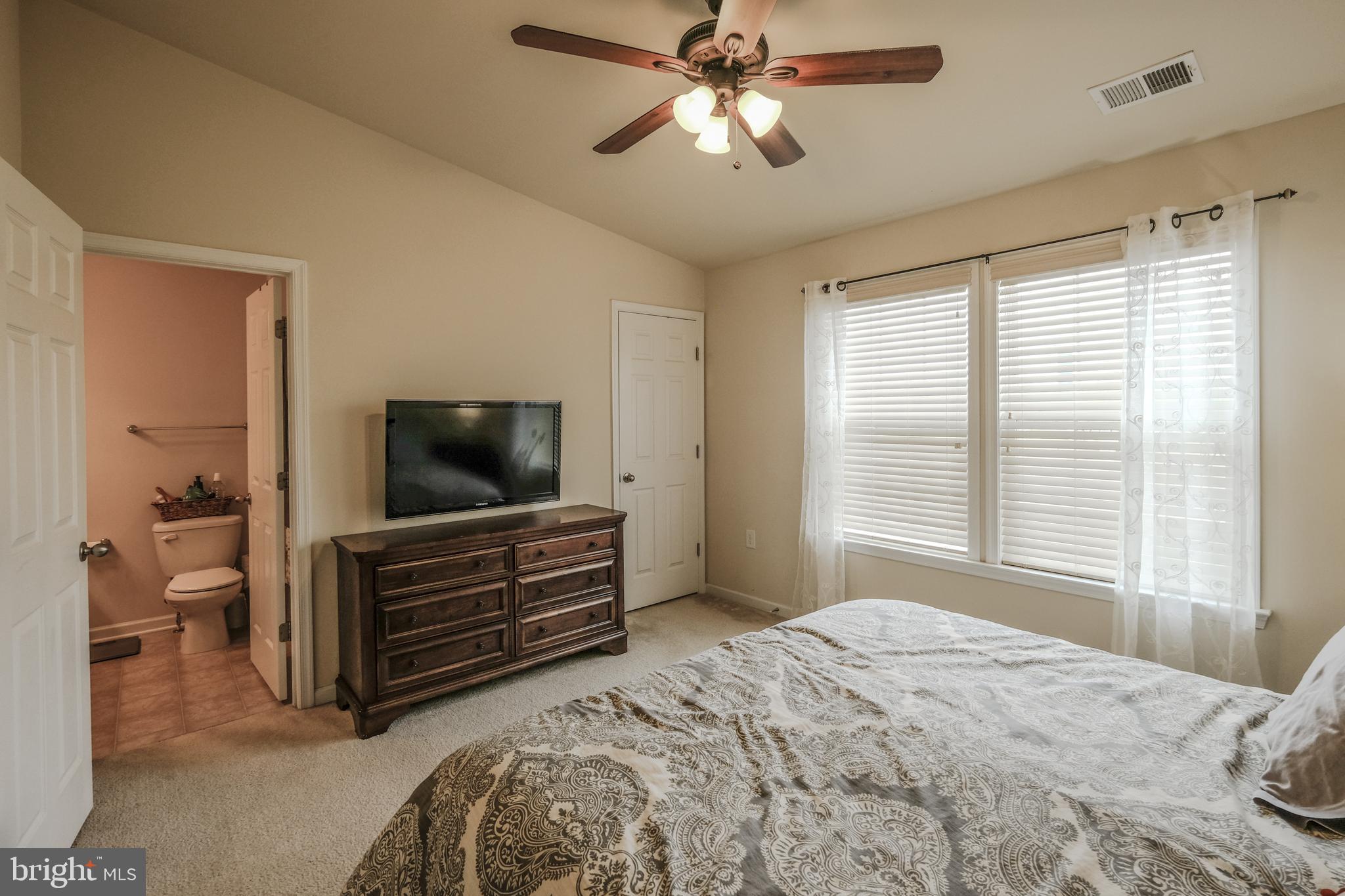 LAKELAND PLACE - Residential