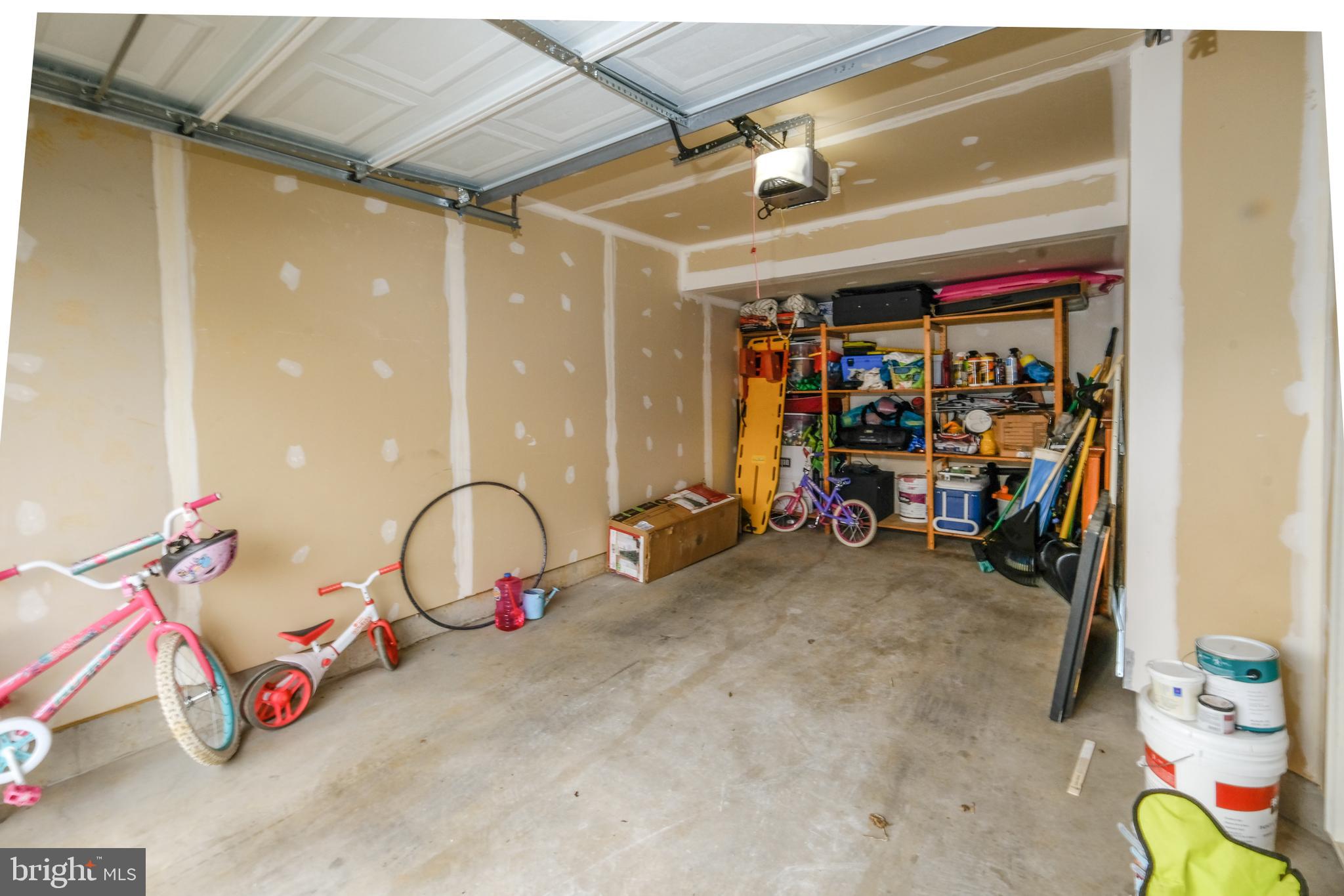 LAKELAND PLACE - Residential