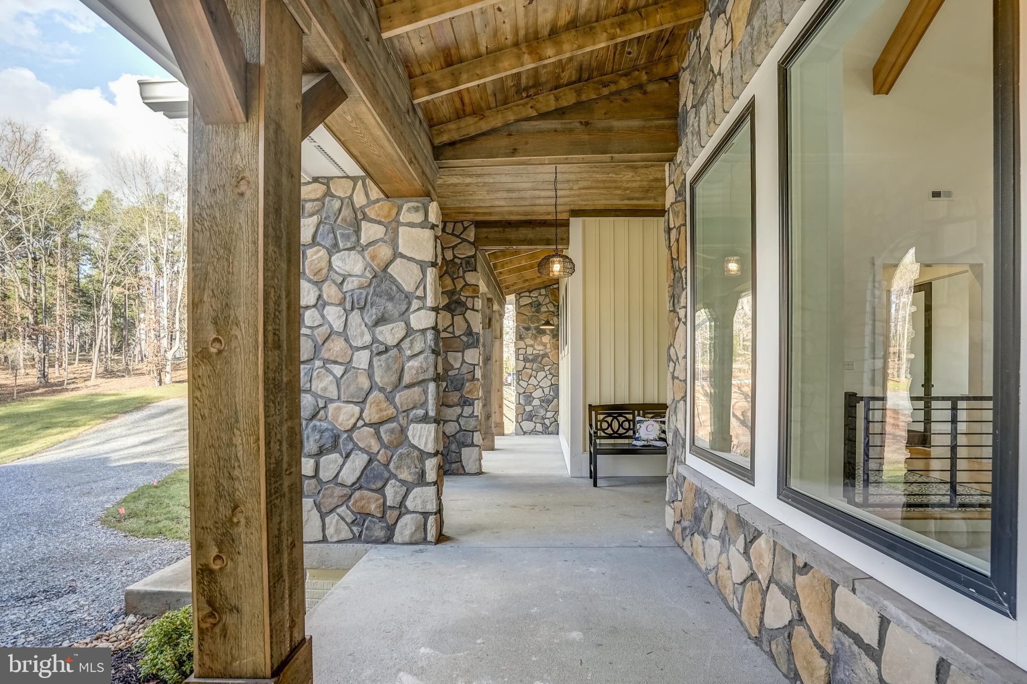 MITCHELL POINT - Residential