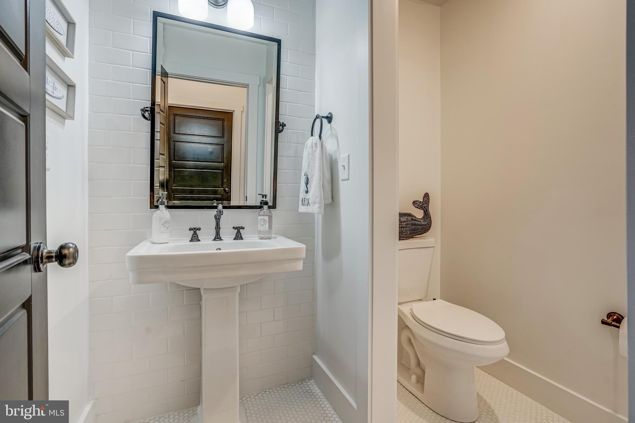 MITCHELL POINT - Residential