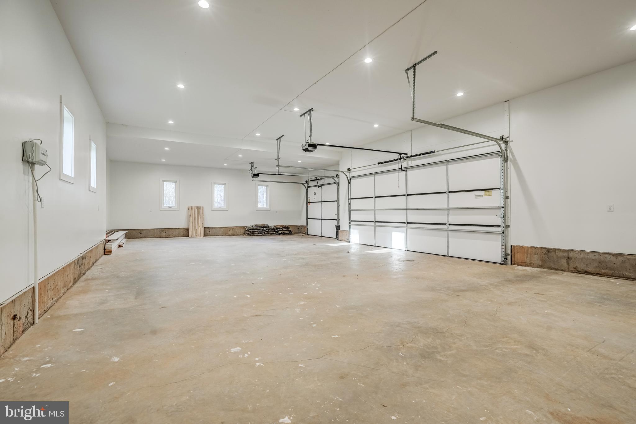 MITCHELL POINT - Residential