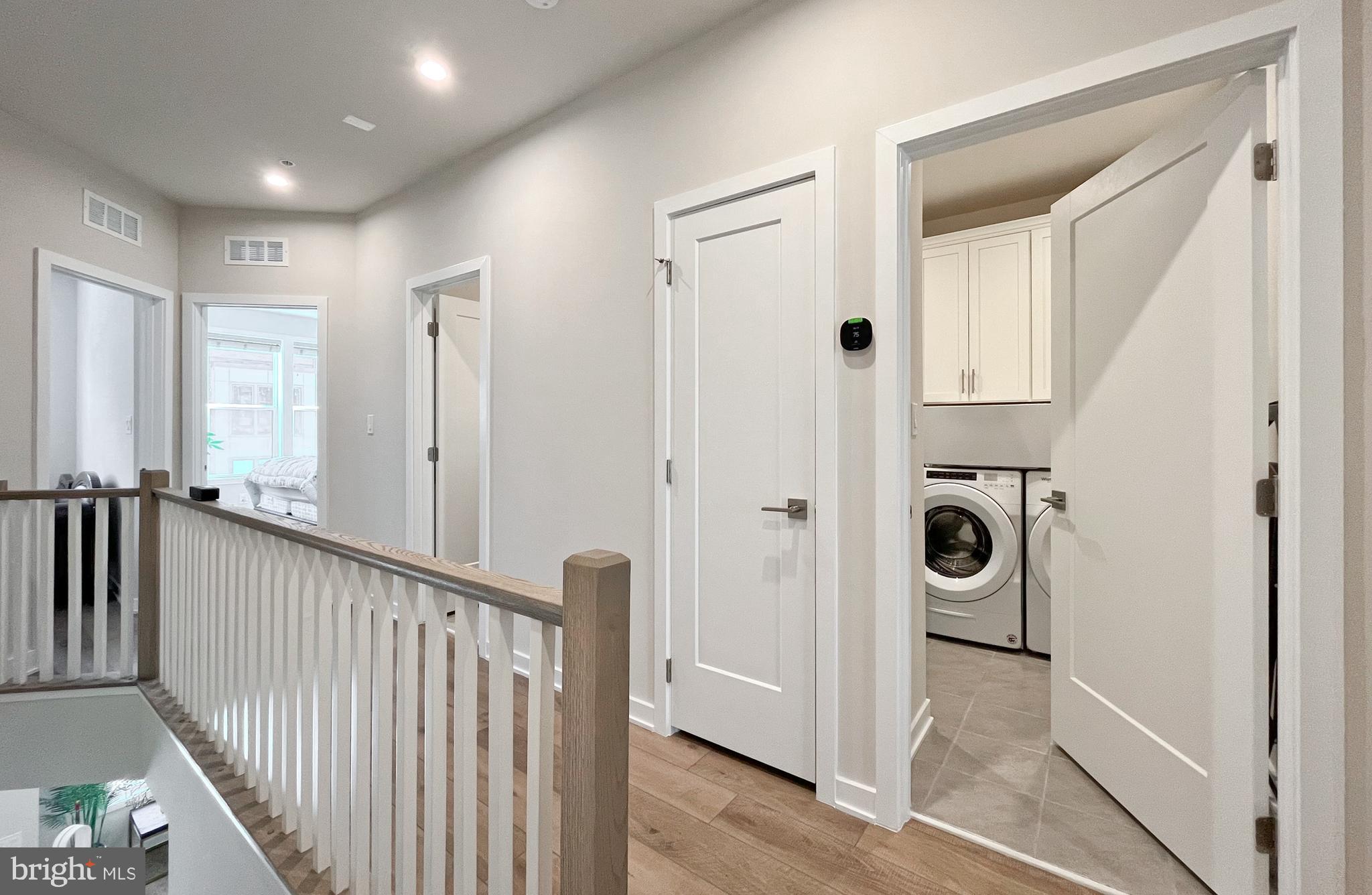 COMMONWEALTH PLACE AT WESTFIELDS - Residential Lease