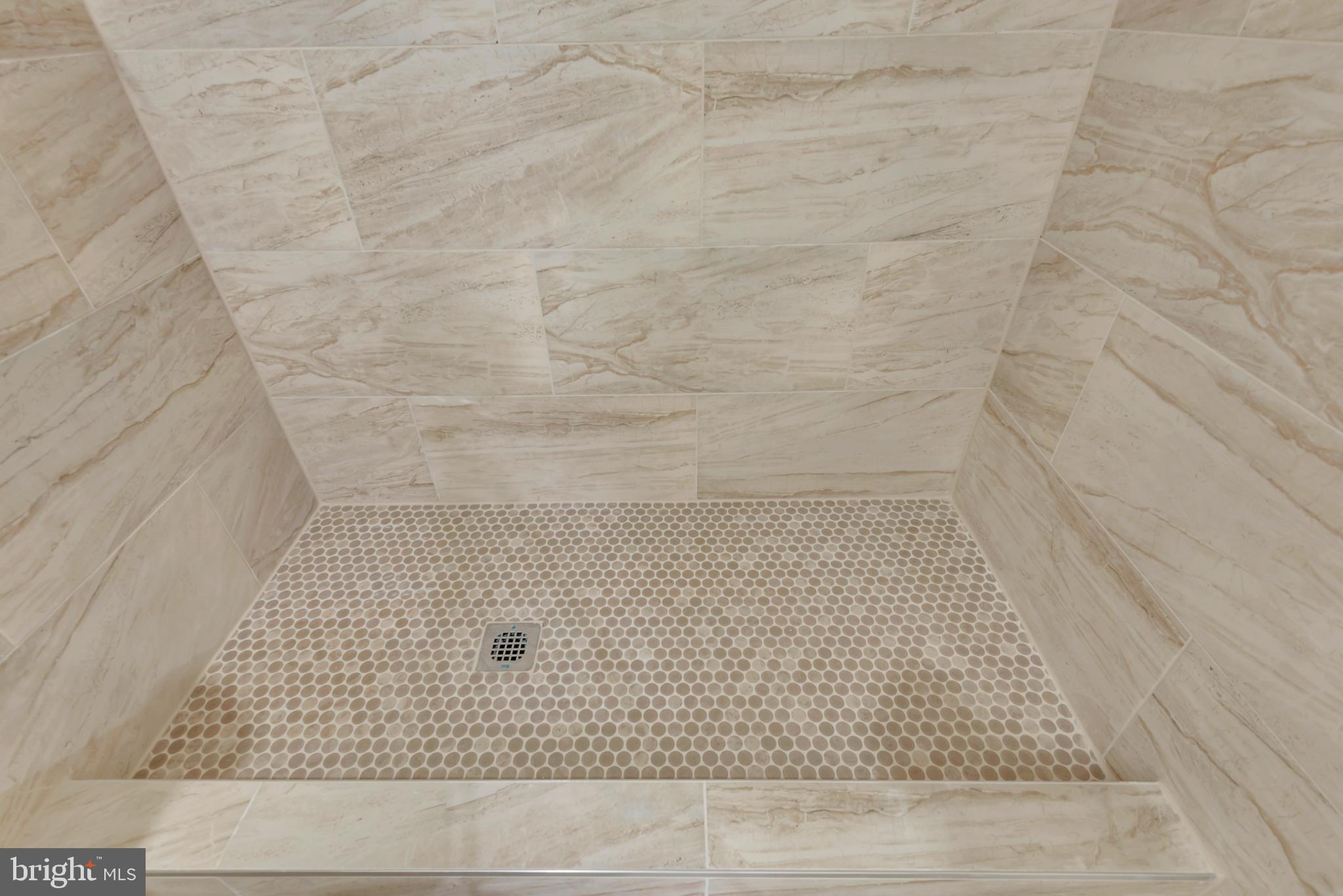 CARLTON SQUARE - Residential Lease