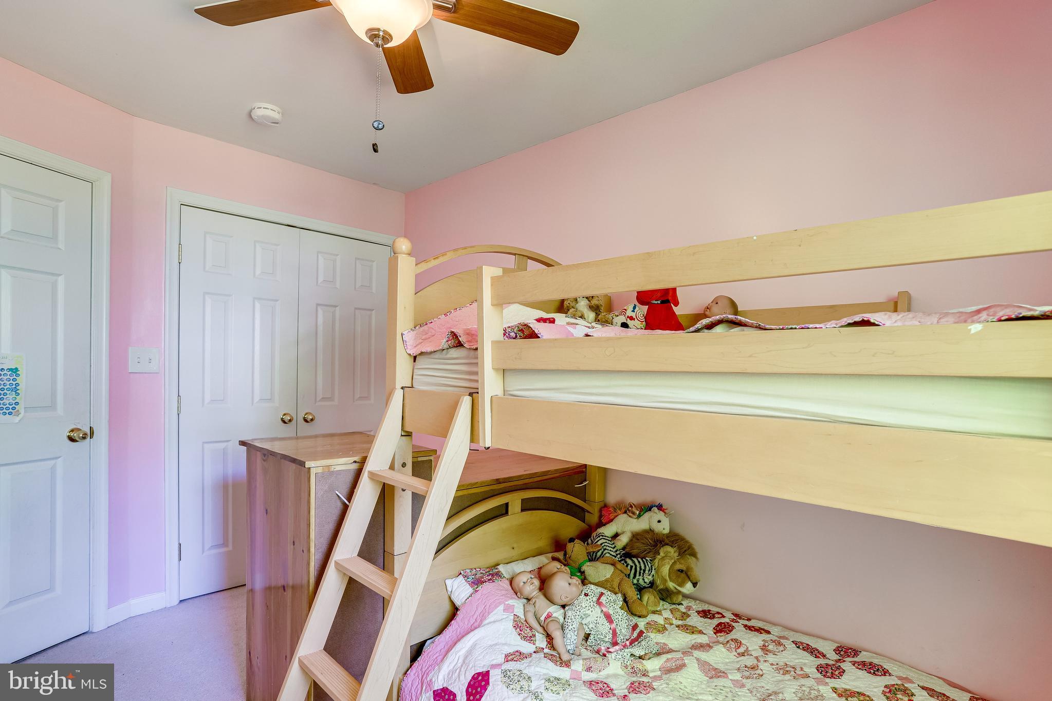 CARDINAL SQUARE - Residential