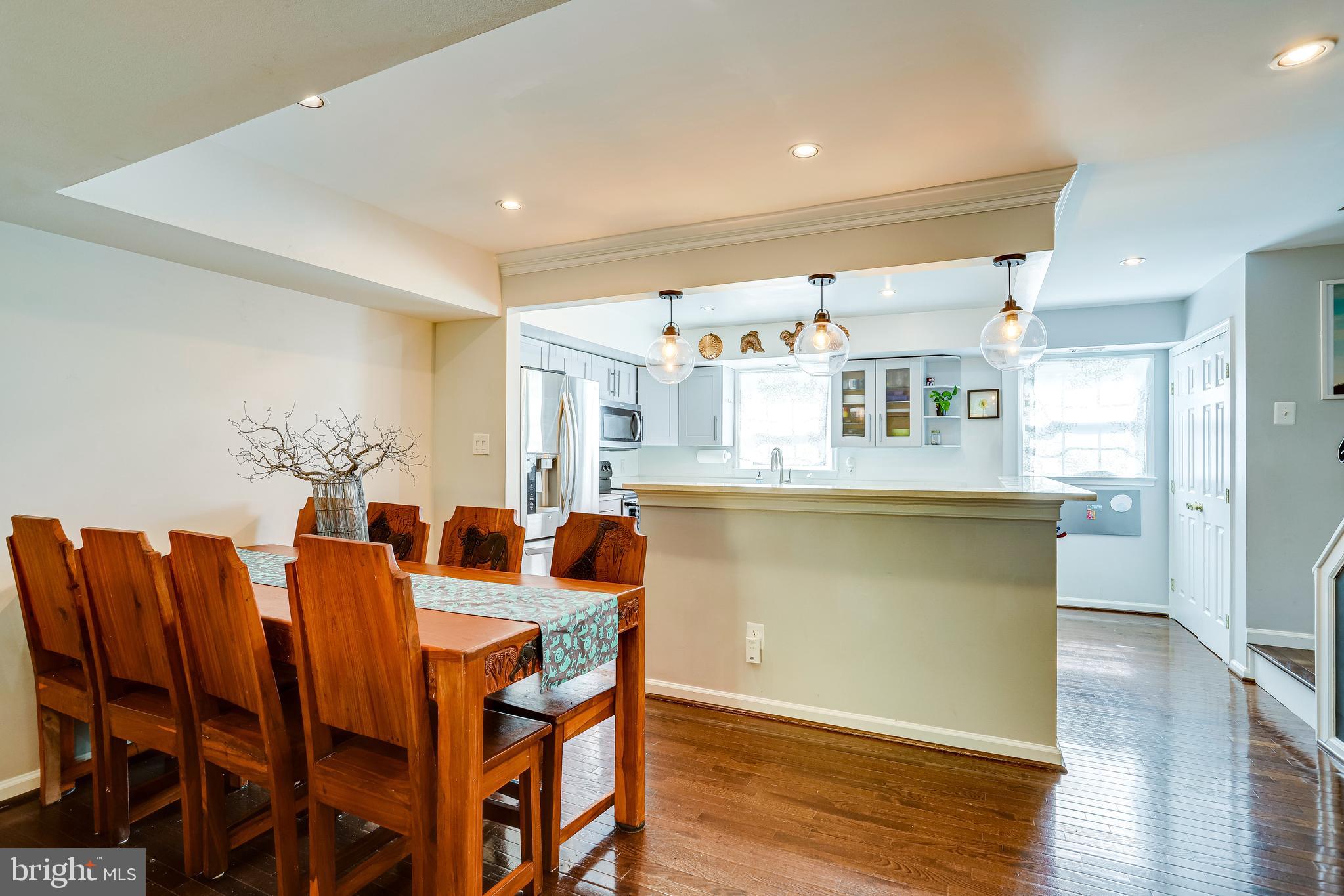 CARDINAL SQUARE - Residential