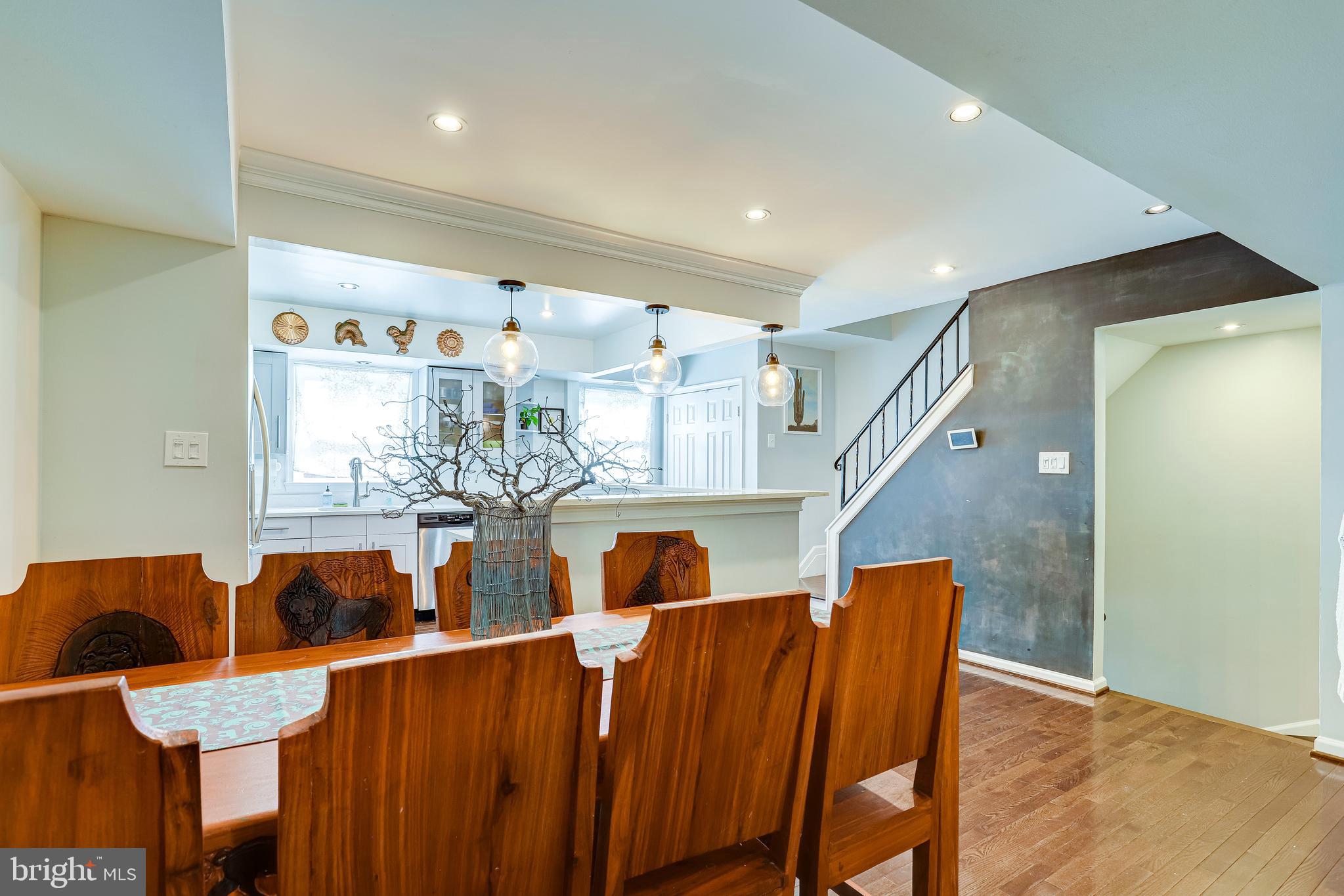 CARDINAL SQUARE - Residential