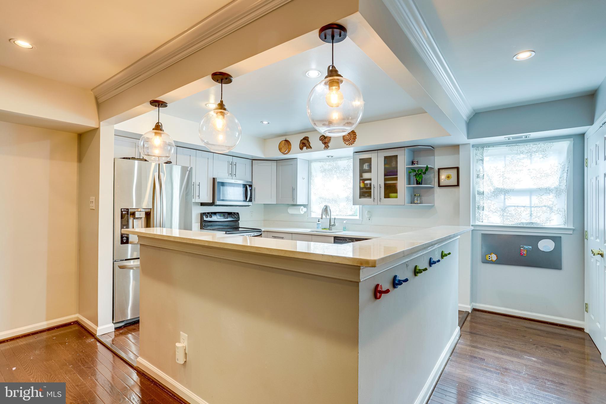 CARDINAL SQUARE - Residential