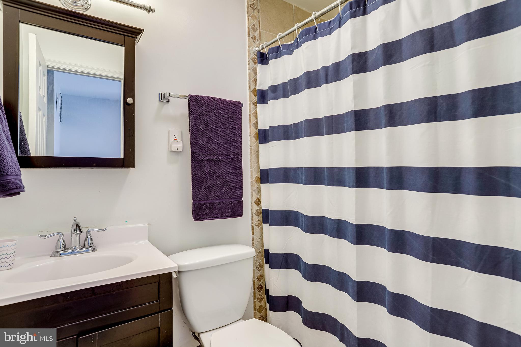 CARDINAL SQUARE - Residential