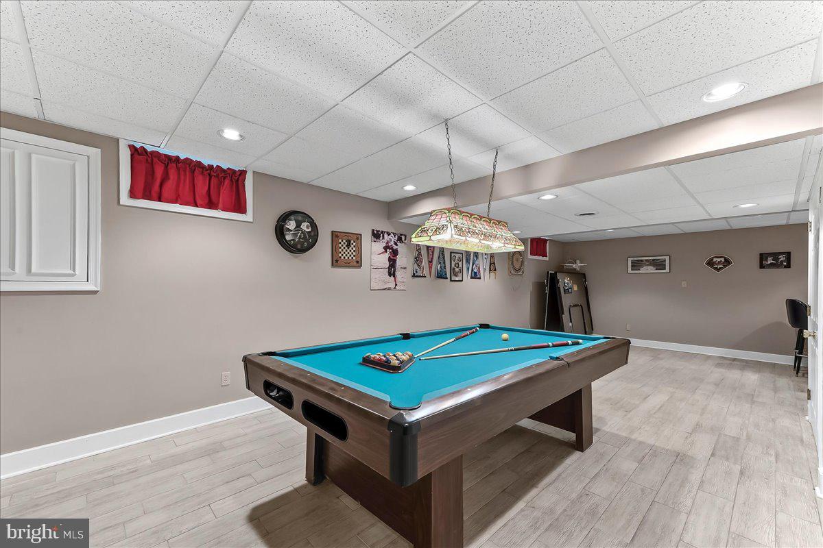 HIDDEN CREEK - Residential