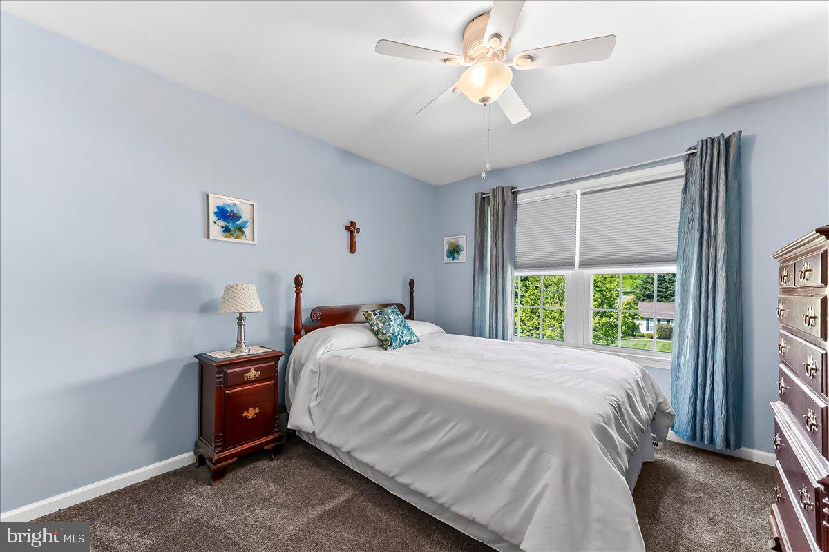 HIDDEN CREEK - Residential