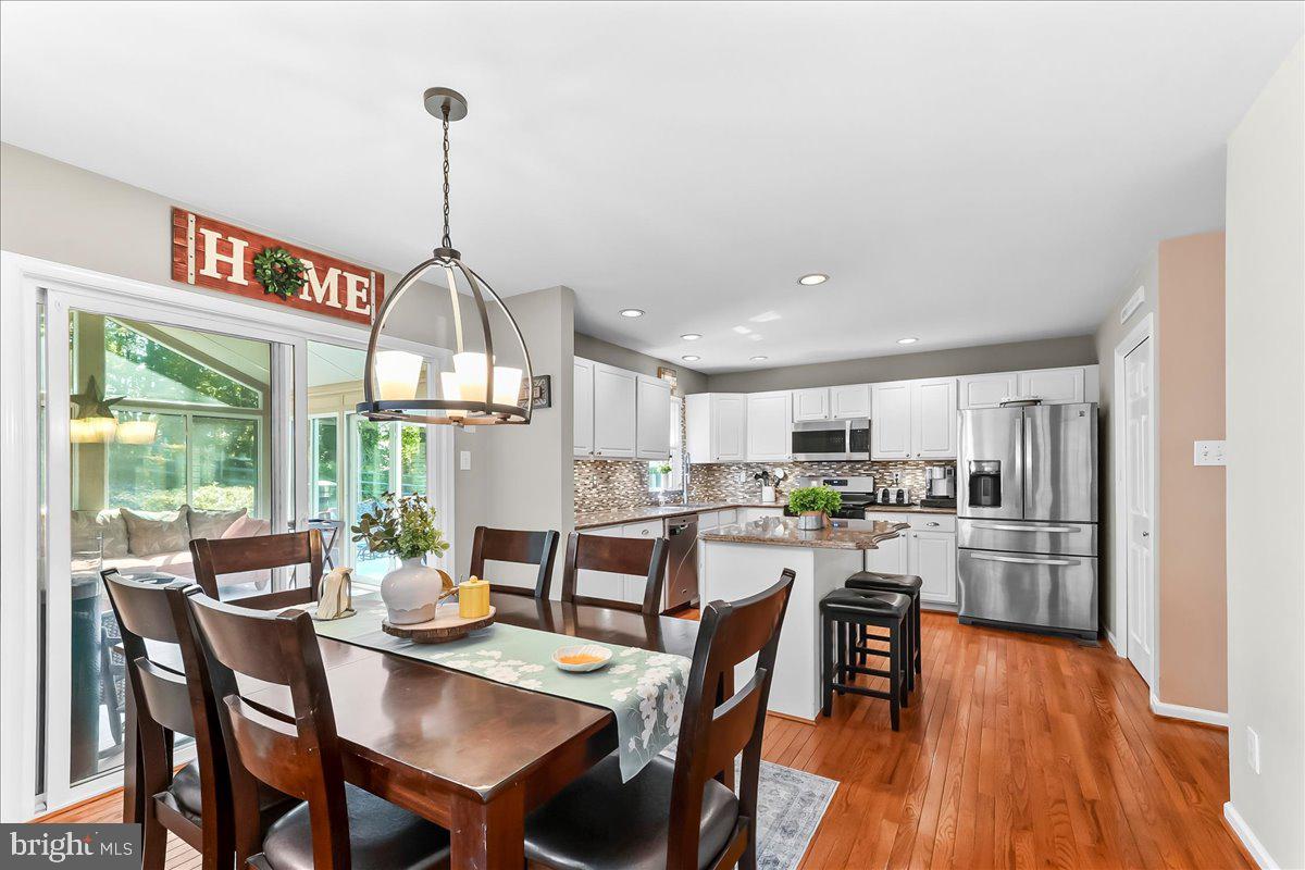 HIDDEN CREEK - Residential
