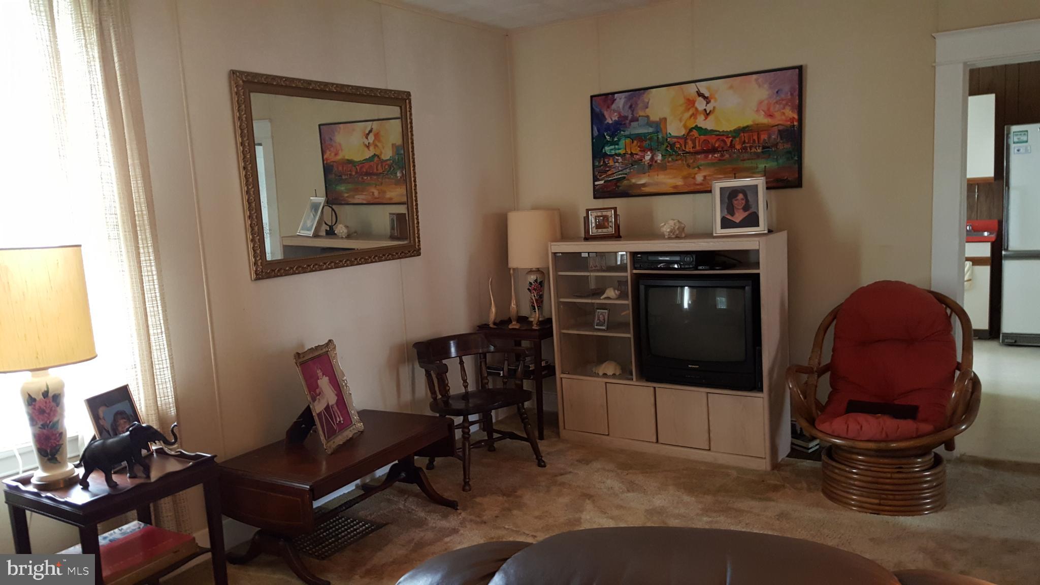 RIVIERA BEACH - Residential