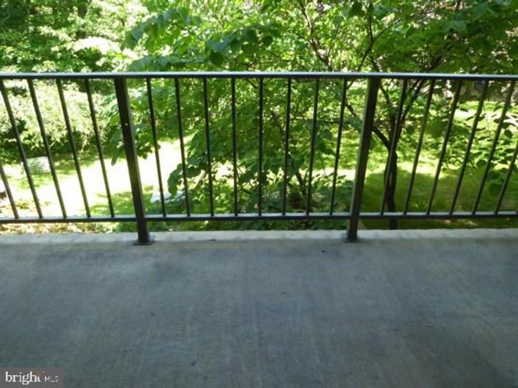 Photo of 1427 Northgate Square #27/12B, RESTON, VA 20190 (MLS # VAFX2274162)