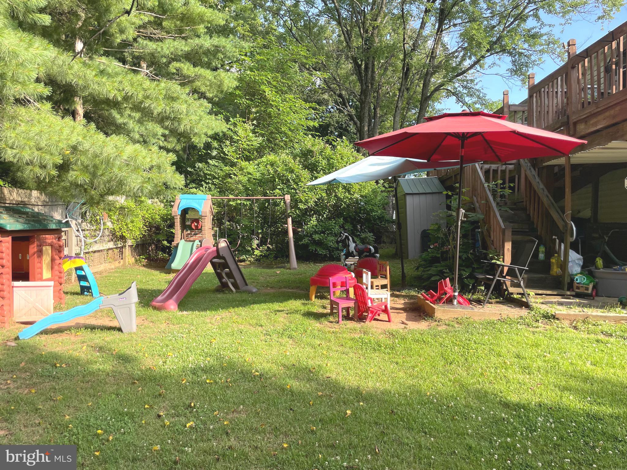 VILLAGE OF OWEN BROWN - Residential