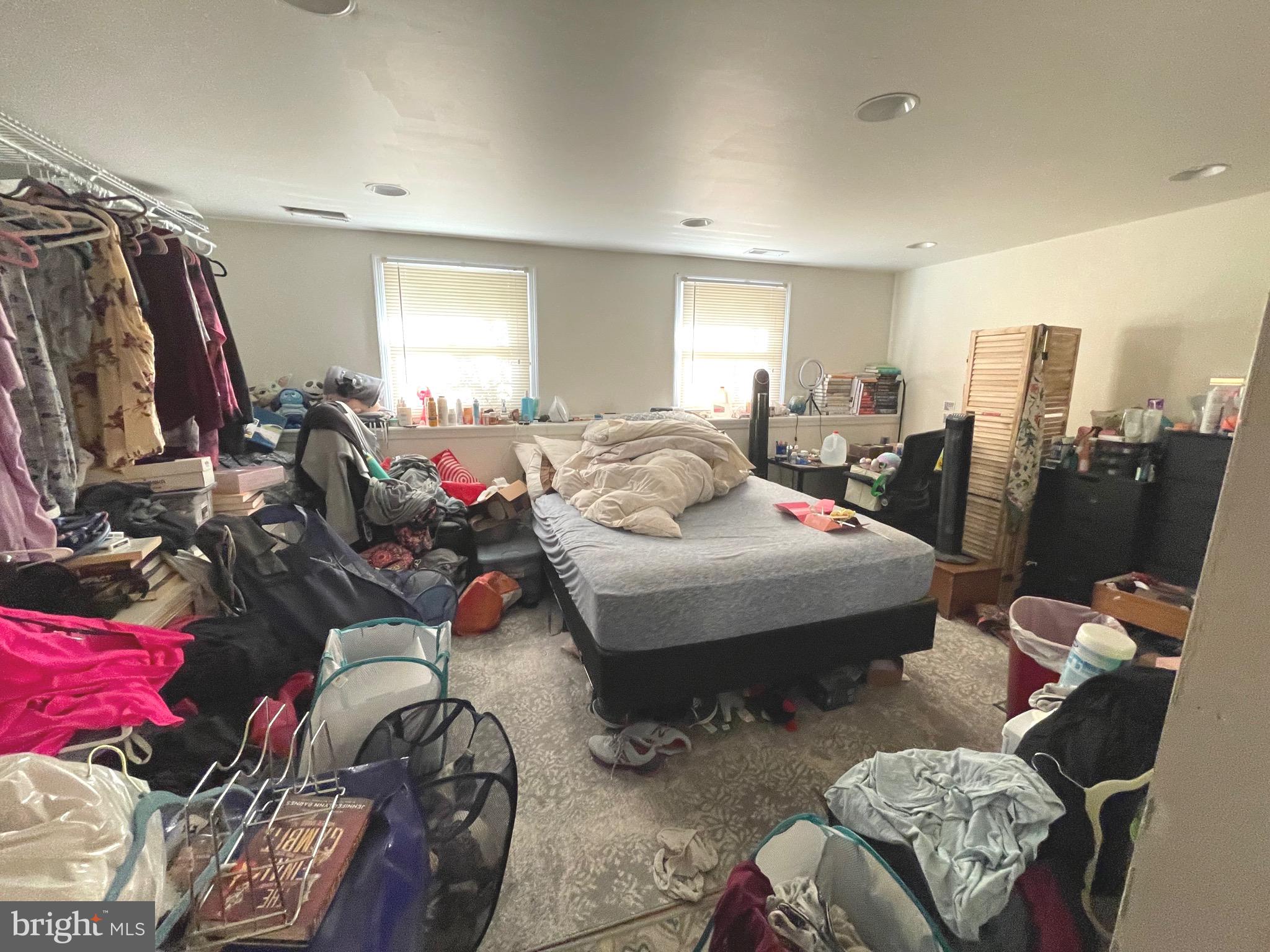 VILLAGE OF OWEN BROWN - Residential