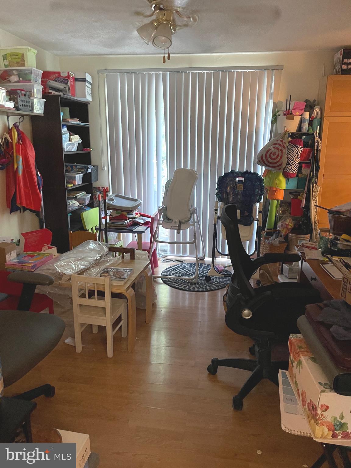 VILLAGE OF OWEN BROWN - Residential