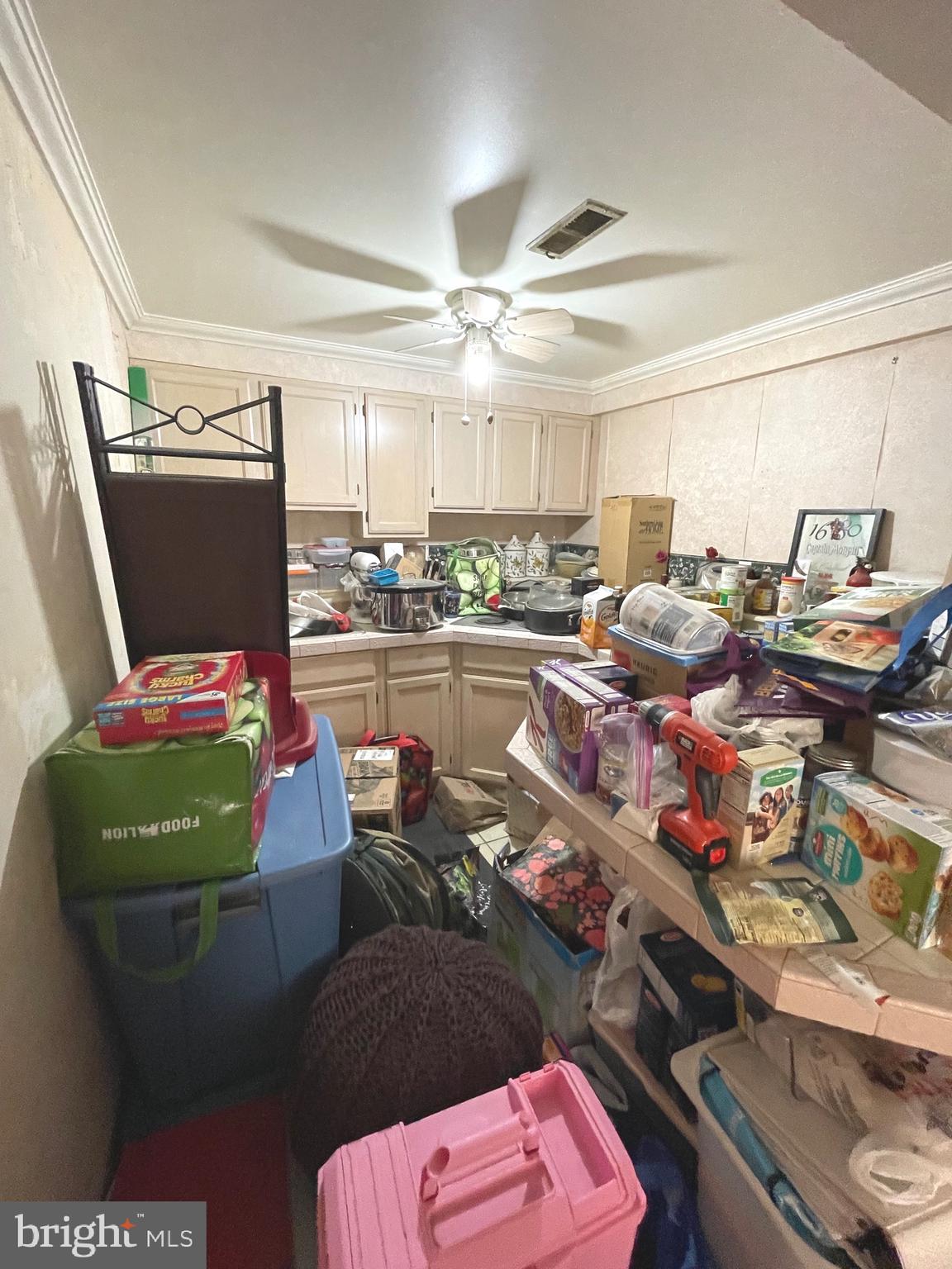 VILLAGE OF OWEN BROWN - Residential