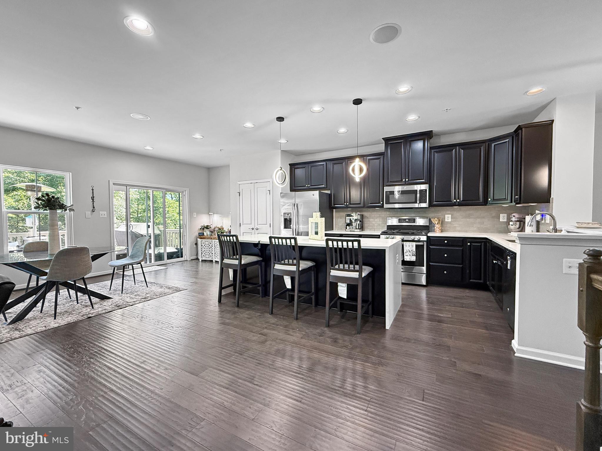 536 WILLOW BEND DRIVE