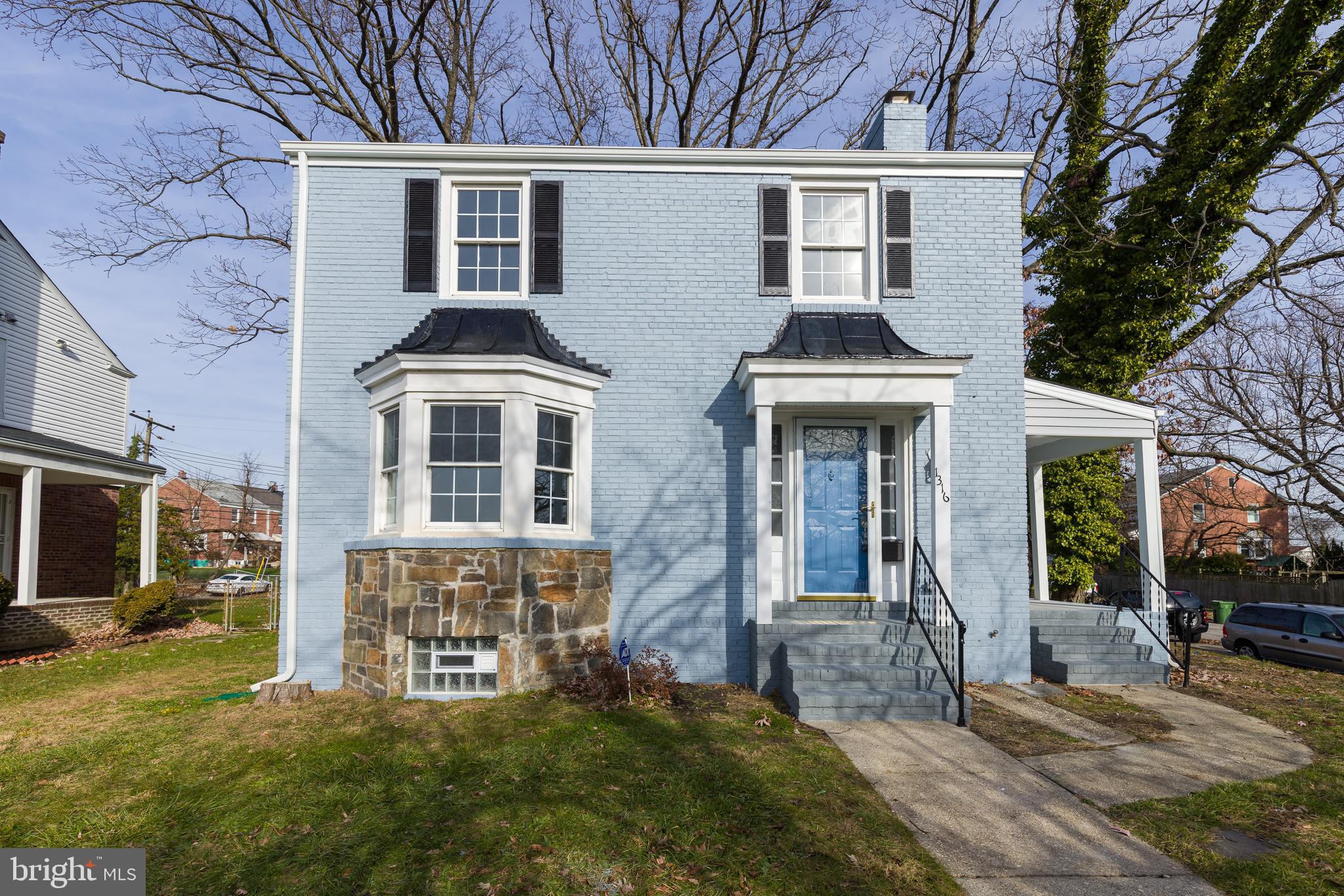 RAMBLEWOOD - Residential