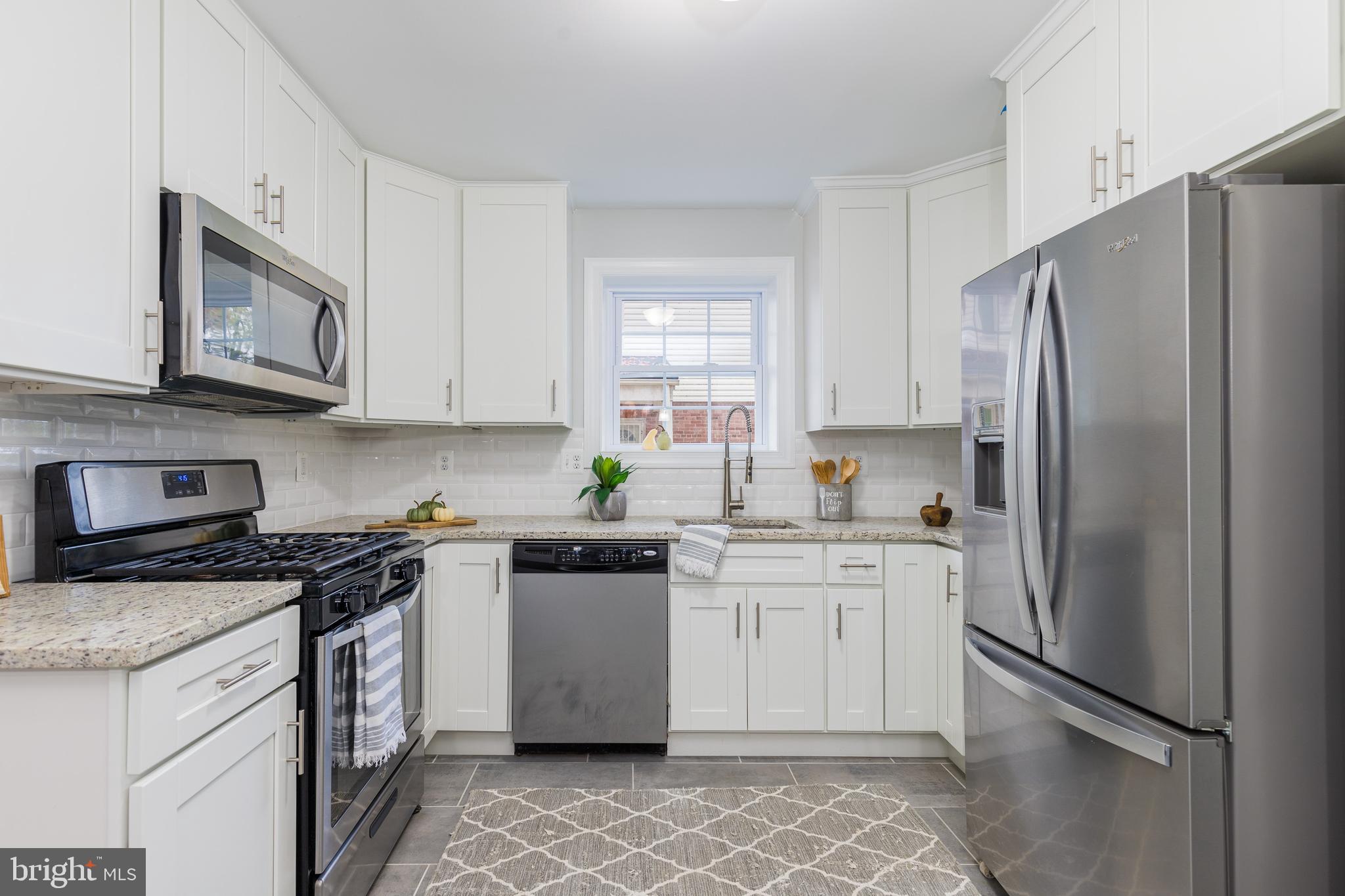 RAMBLEWOOD - Residential