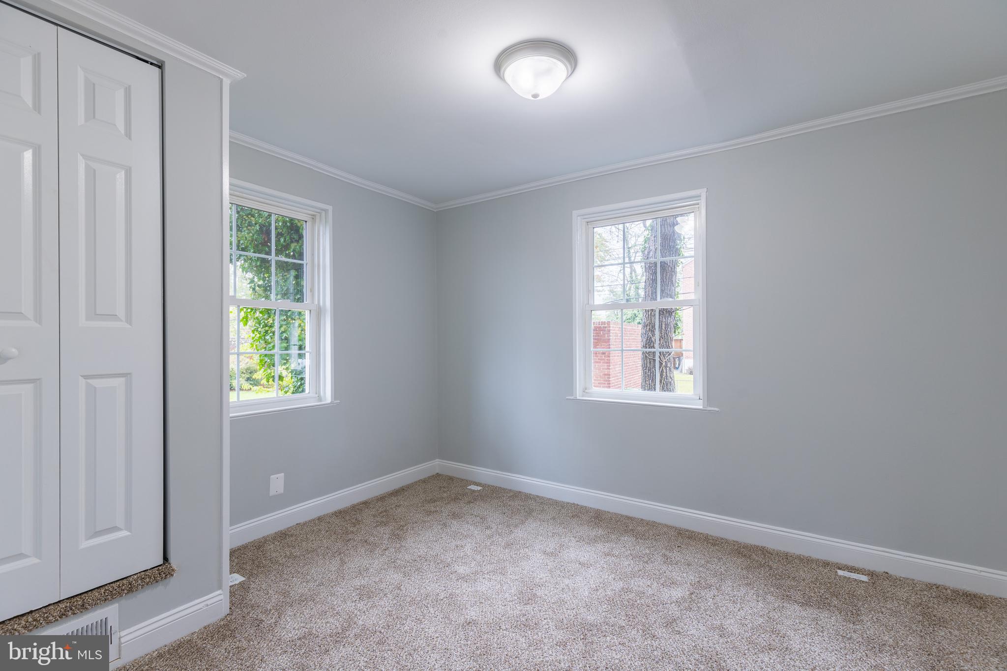 RAMBLEWOOD - Residential