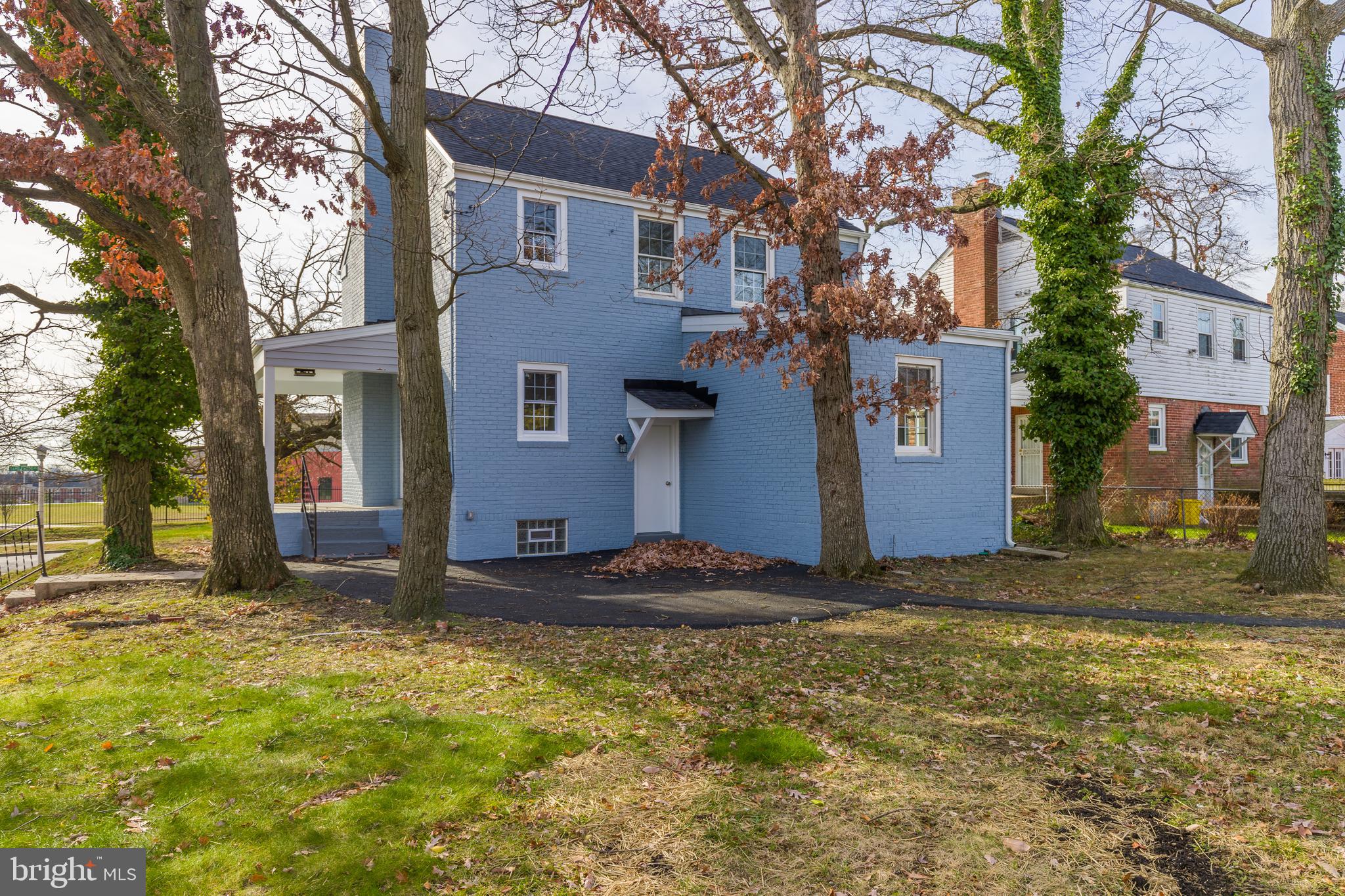 RAMBLEWOOD - Residential