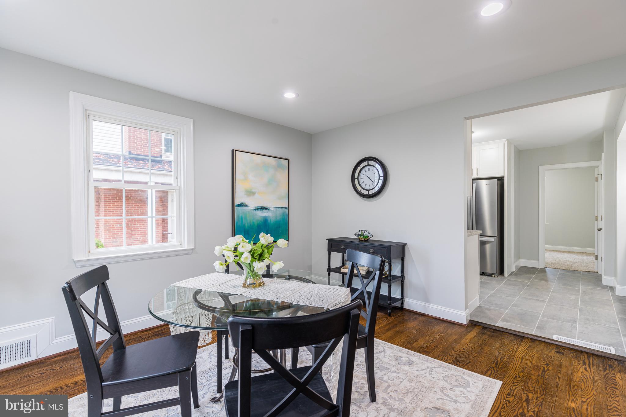 RAMBLEWOOD - Residential