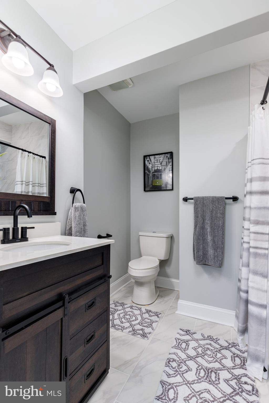 RAMBLEWOOD - Residential