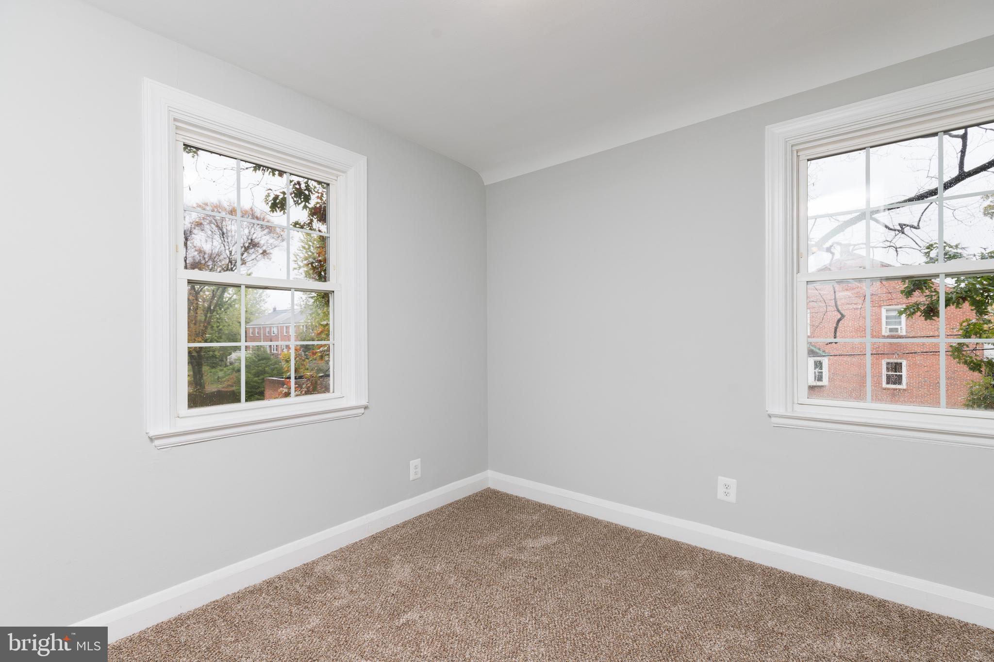 RAMBLEWOOD - Residential