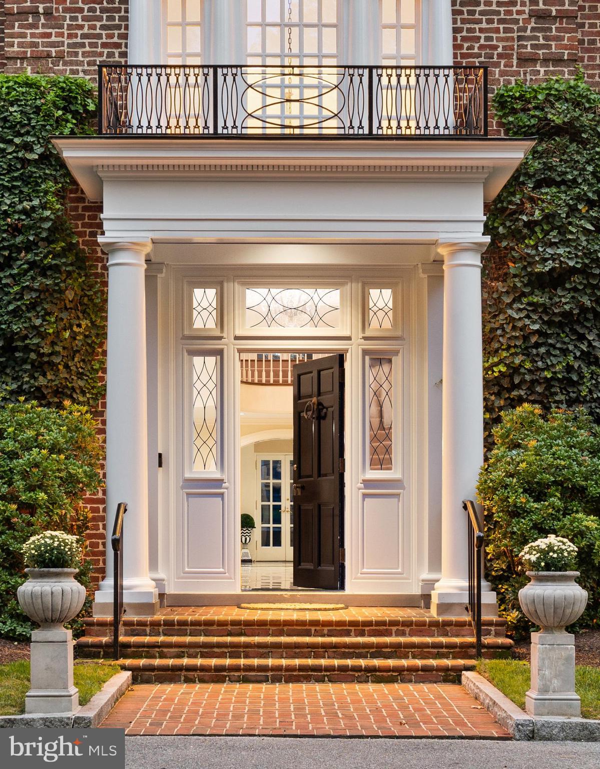 AVENEL - Residential