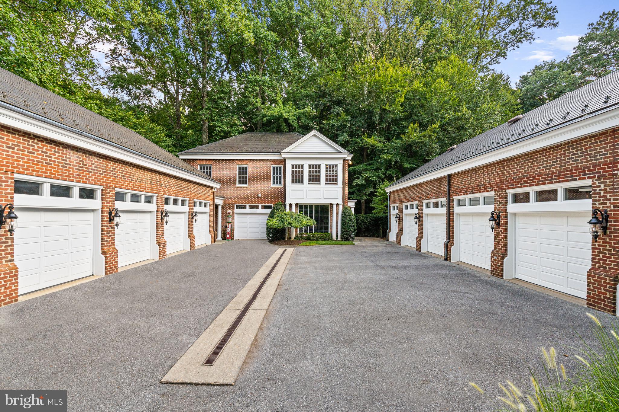 AVENEL - Residential