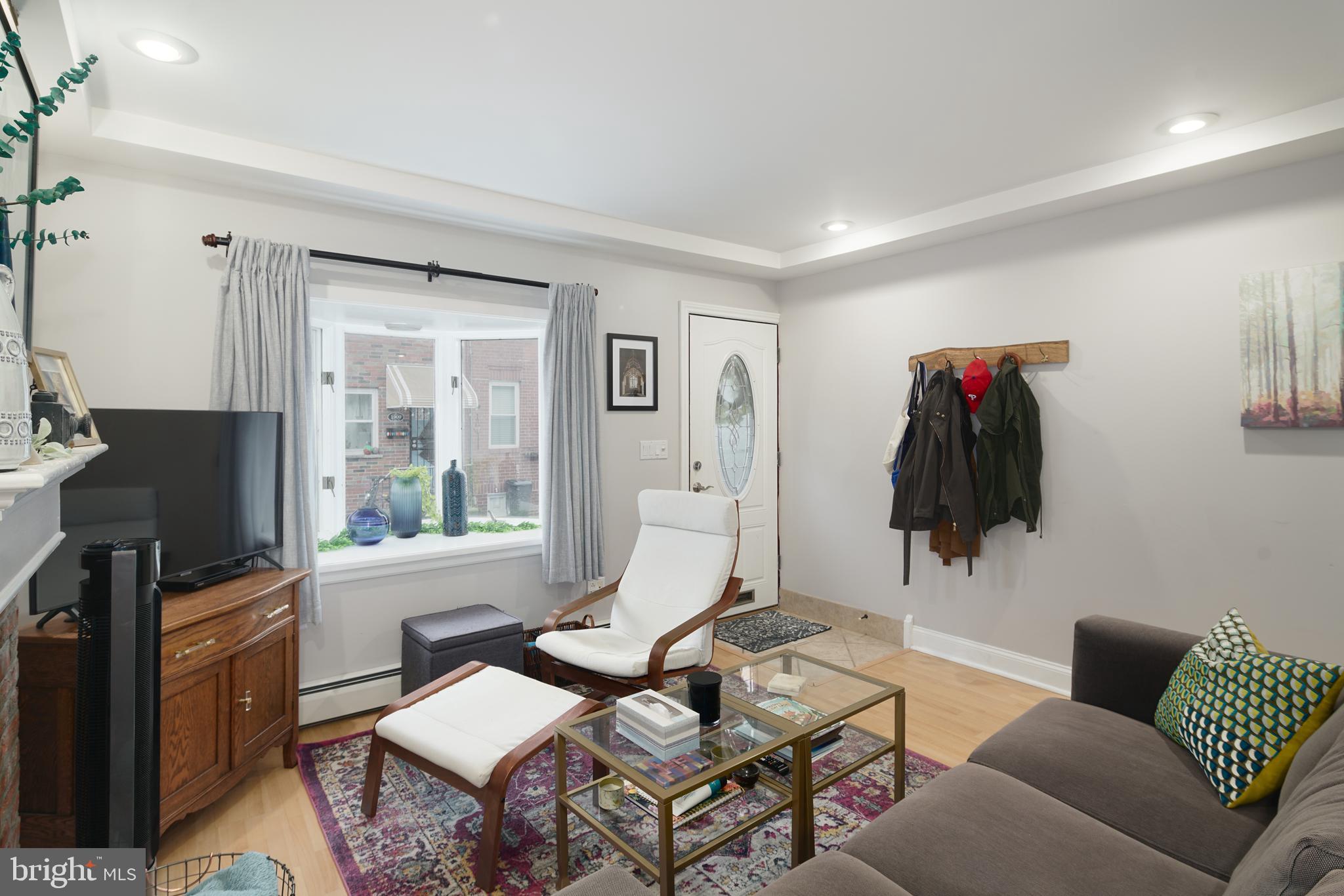 EAST PASSYUNK CROSSING - Residential Lease