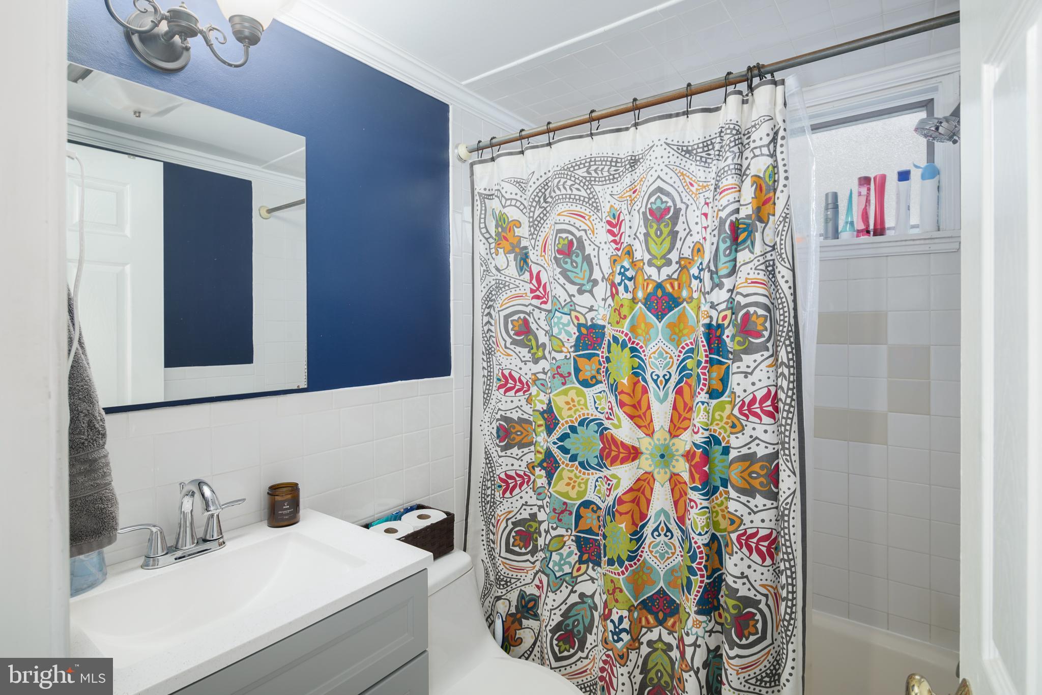 EAST PASSYUNK CROSSING - Residential Lease