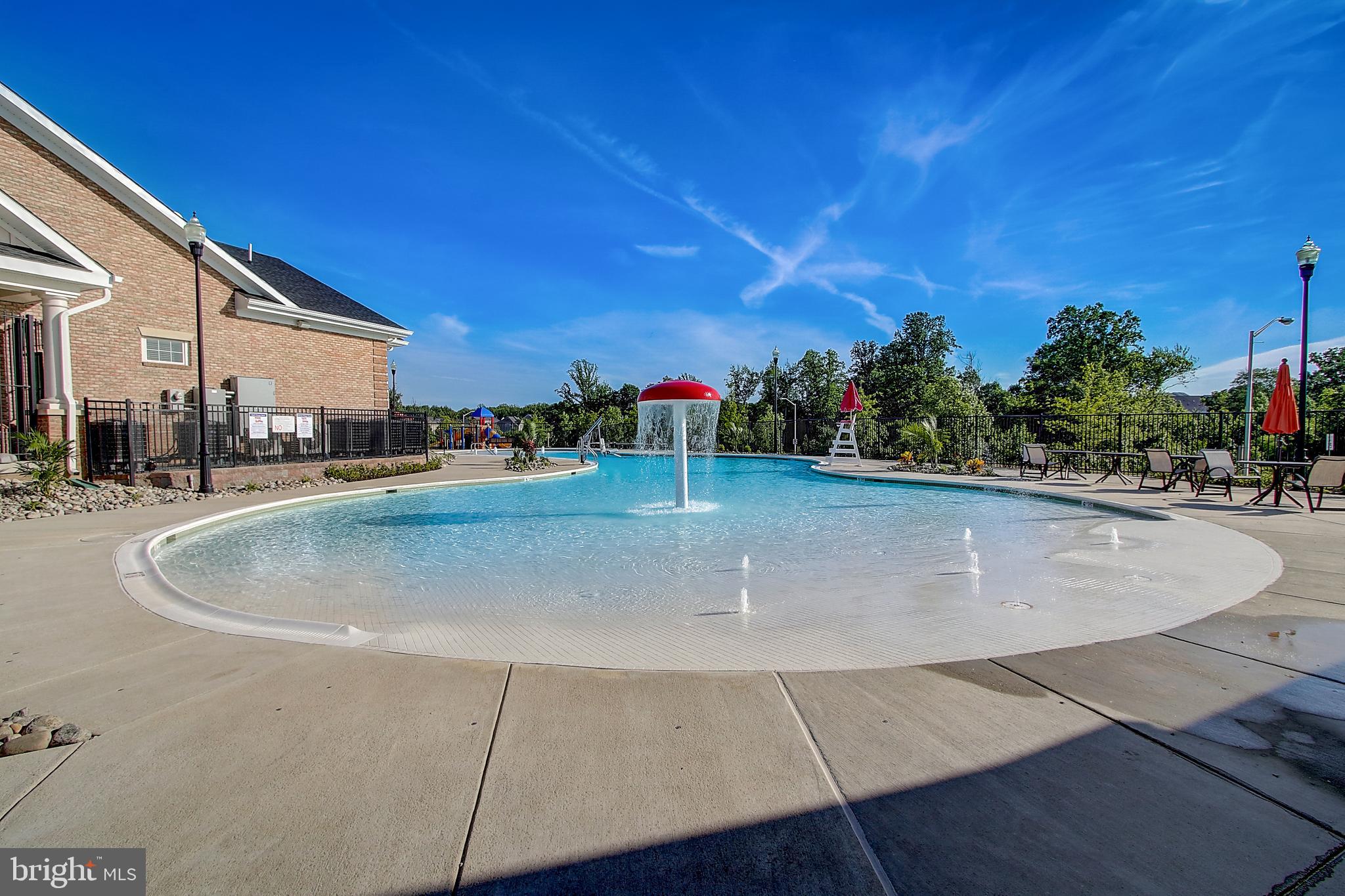 9144 FOX STREAM WAY