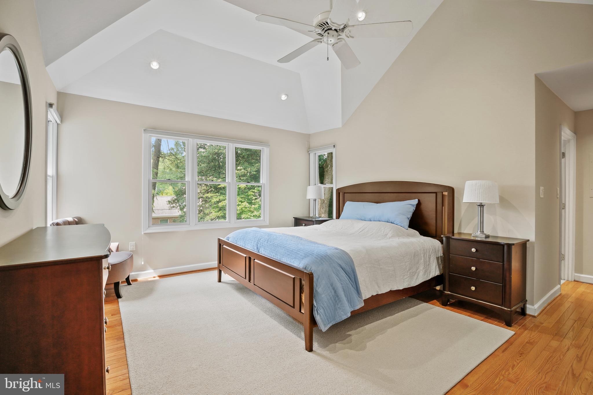 EDGEWOOD - Residential