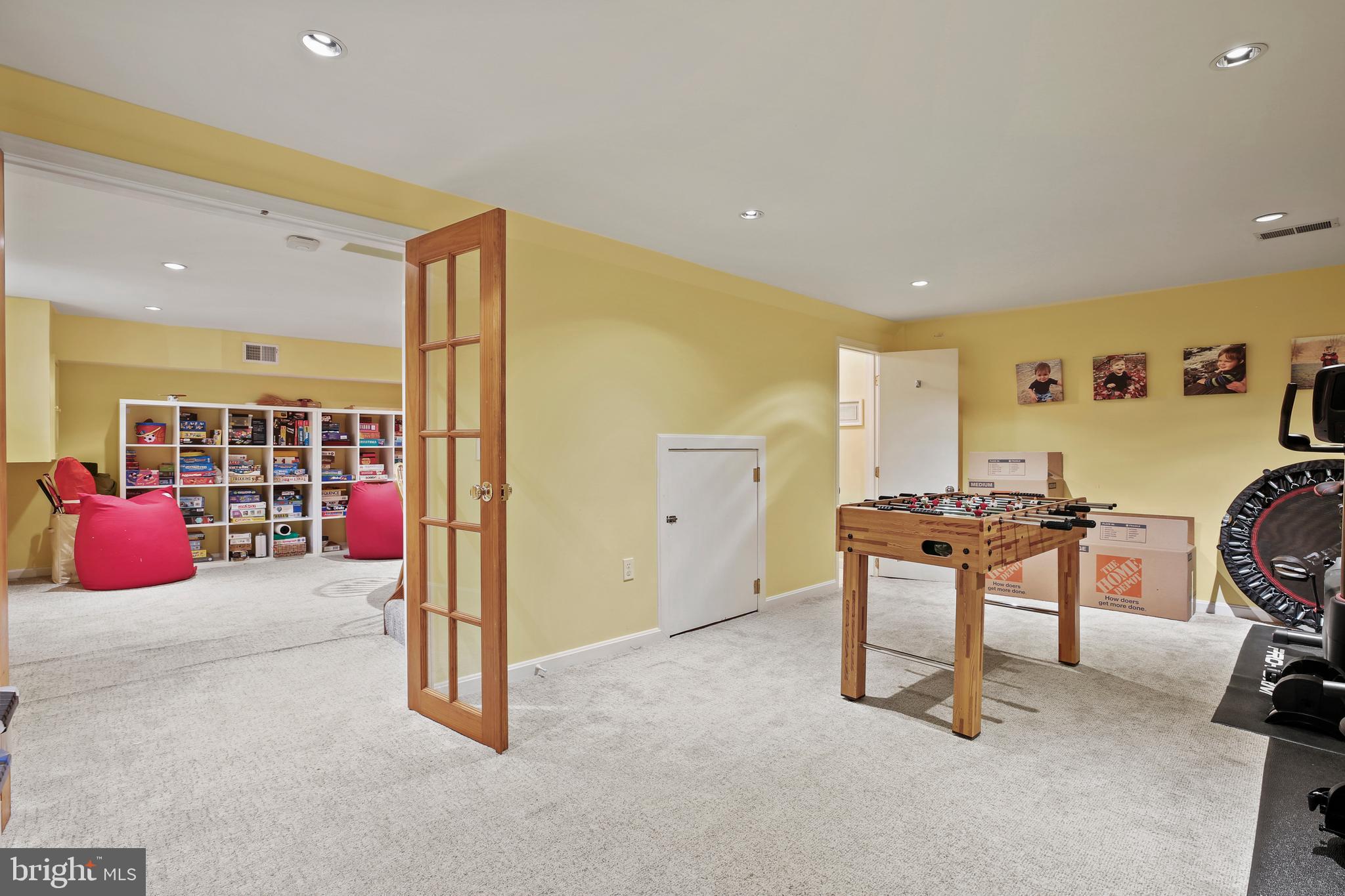 EDGEWOOD - Residential