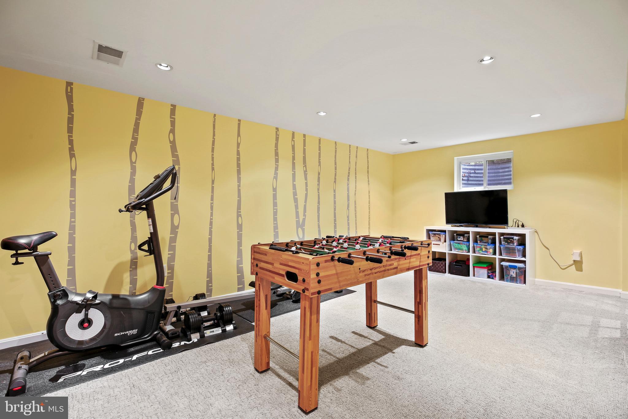 EDGEWOOD - Residential