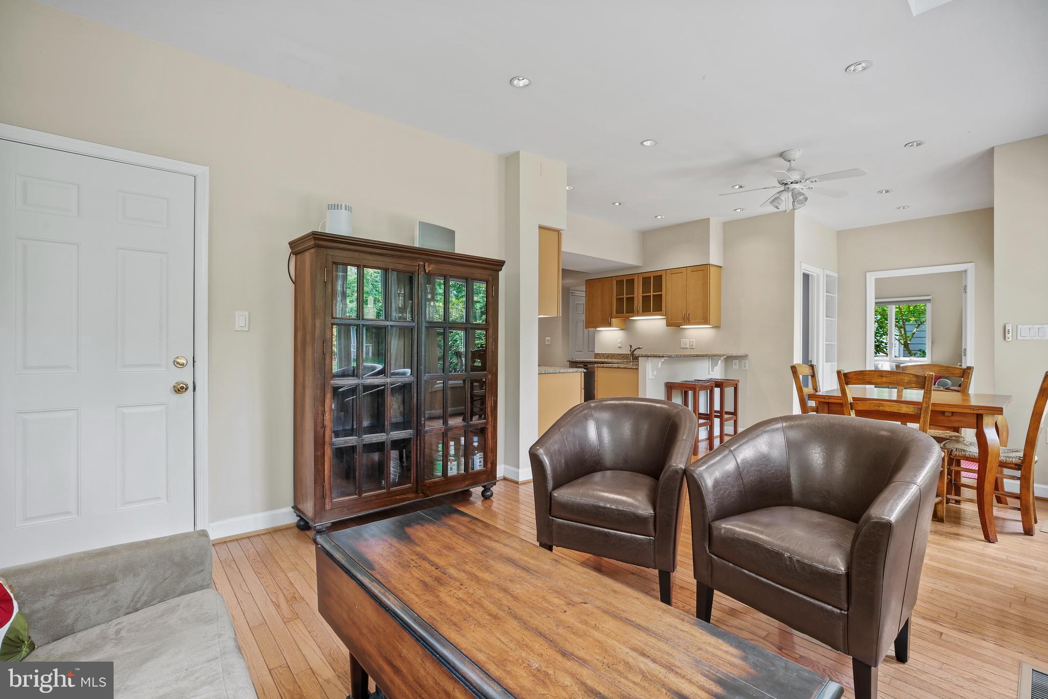 EDGEWOOD - Residential