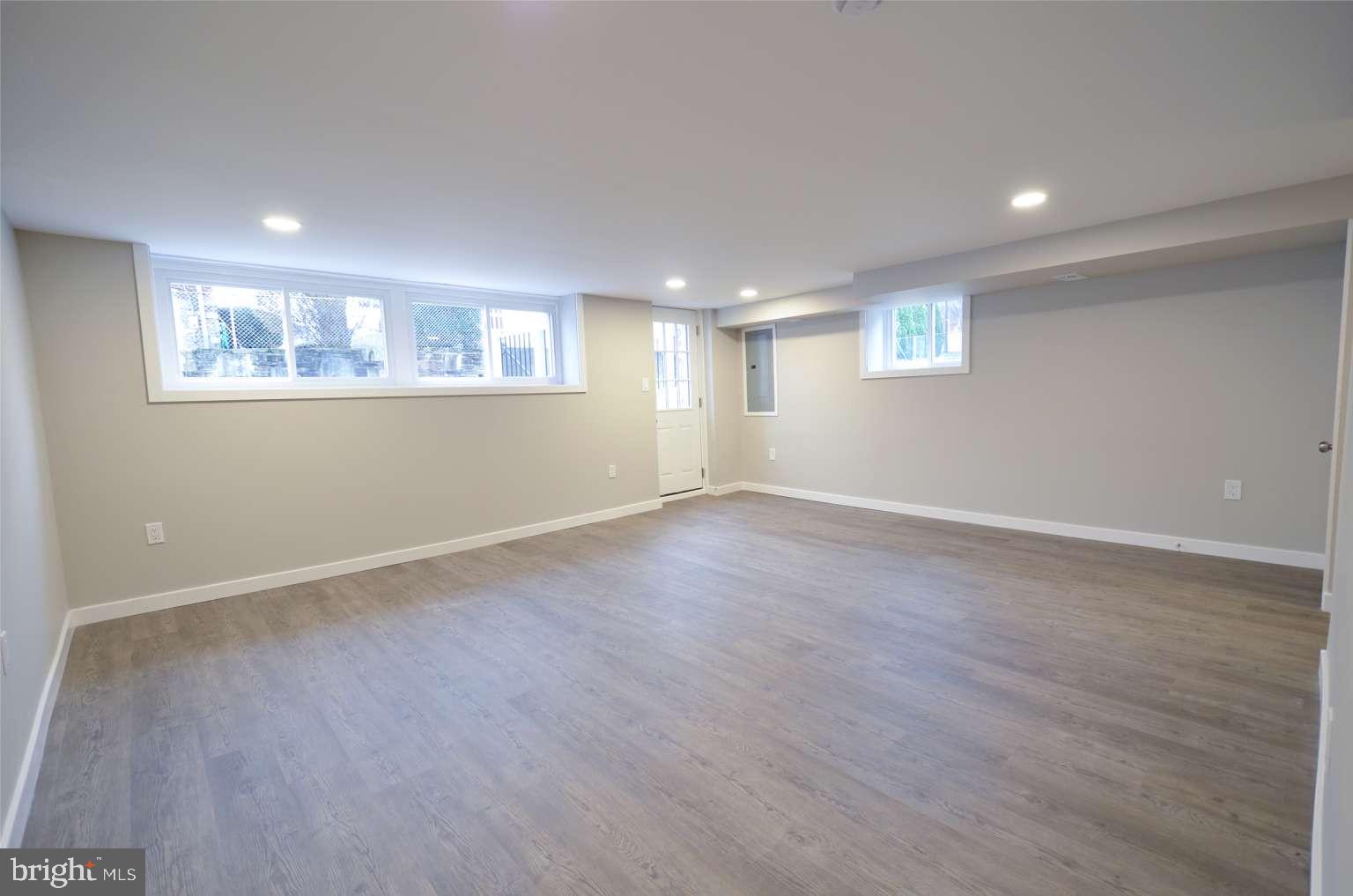 WINCHESTER PARK - Residential