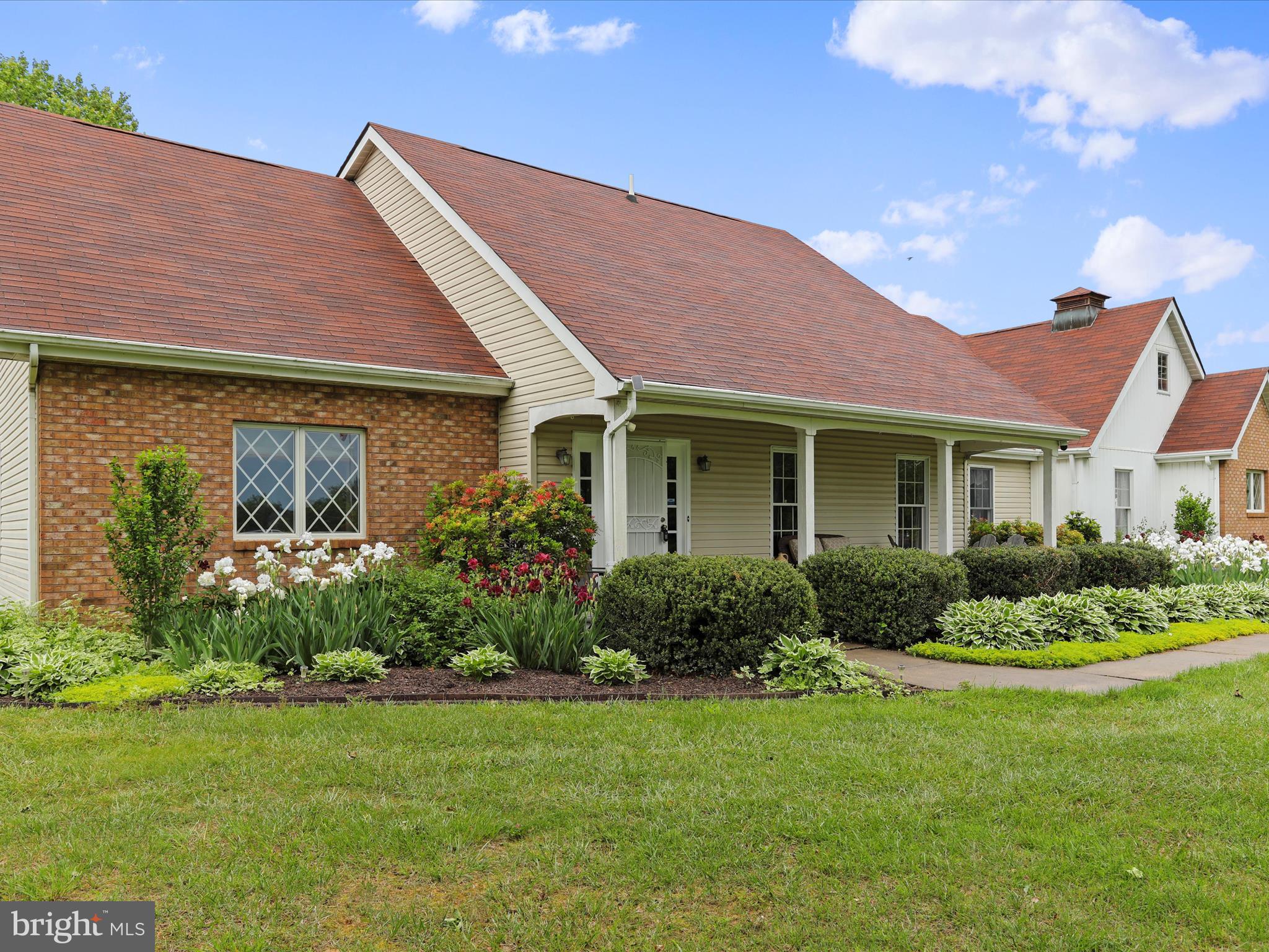 OAKLAND HEIGHTS - Residential