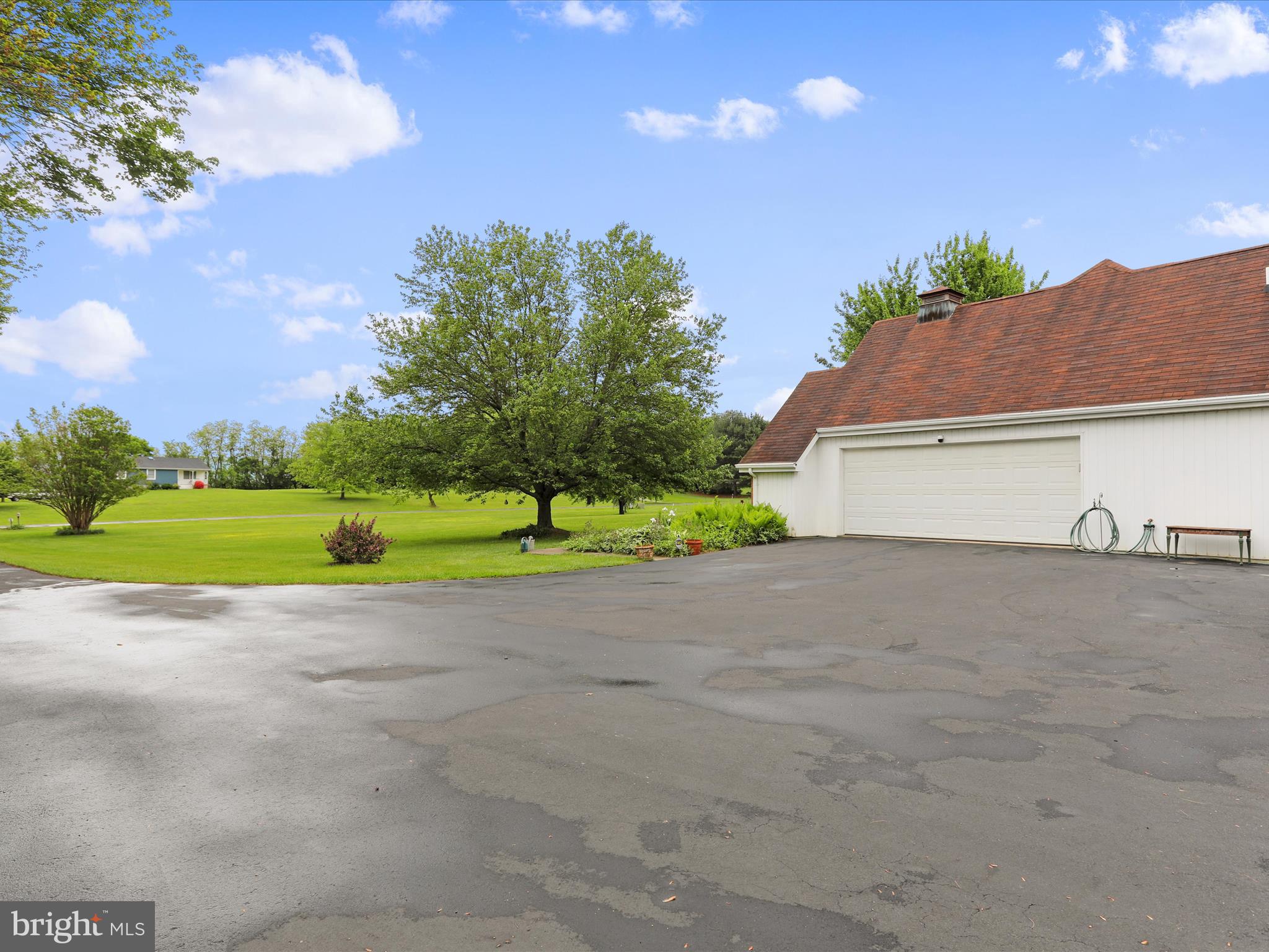 OAKLAND HEIGHTS - Residential