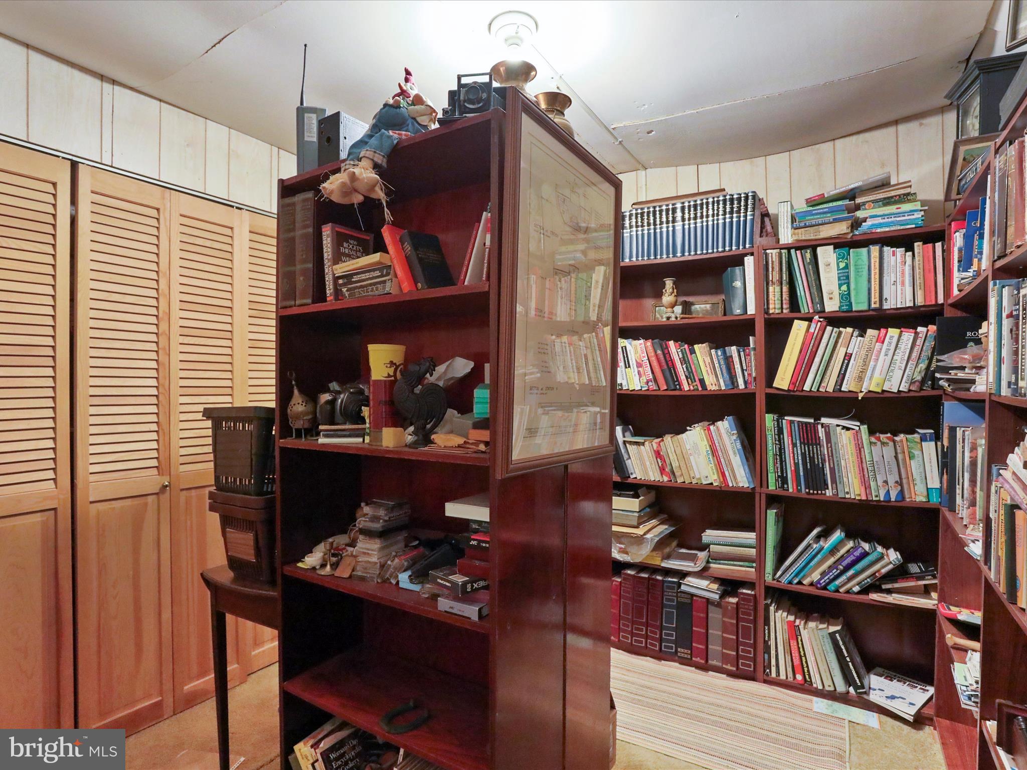 OAKLAND HEIGHTS - Residential