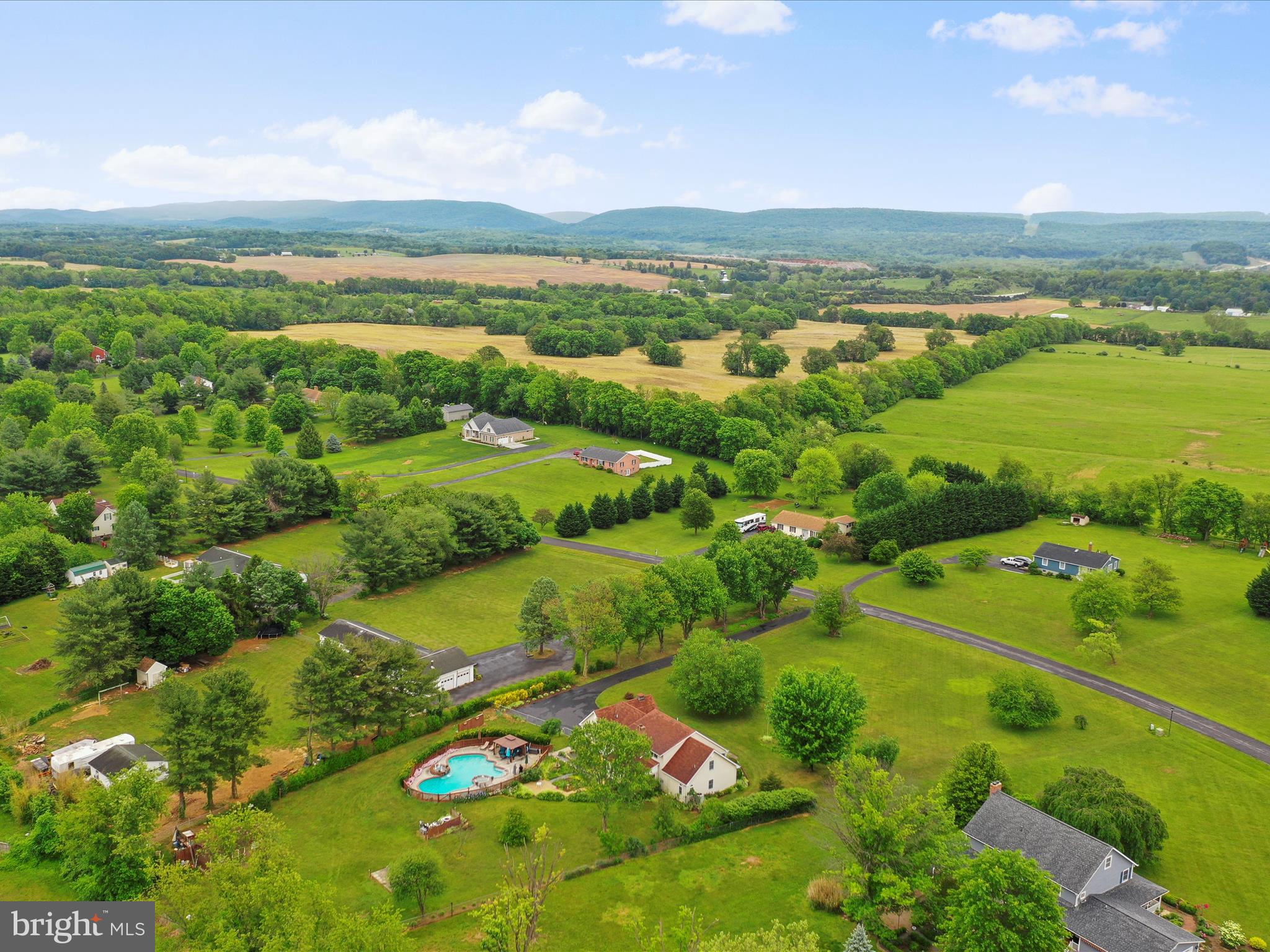 OAKLAND HEIGHTS - Residential