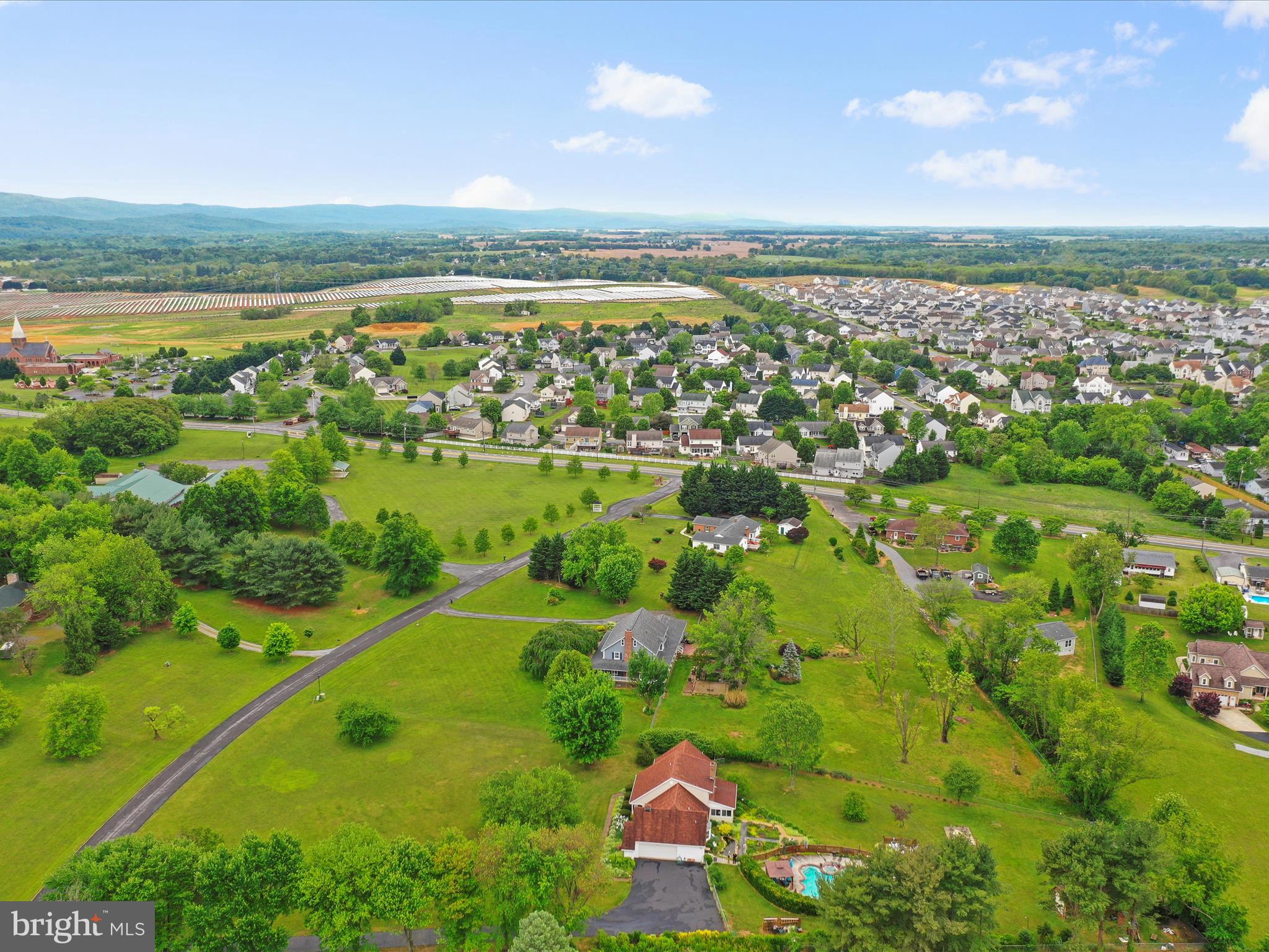 OAKLAND HEIGHTS - Residential