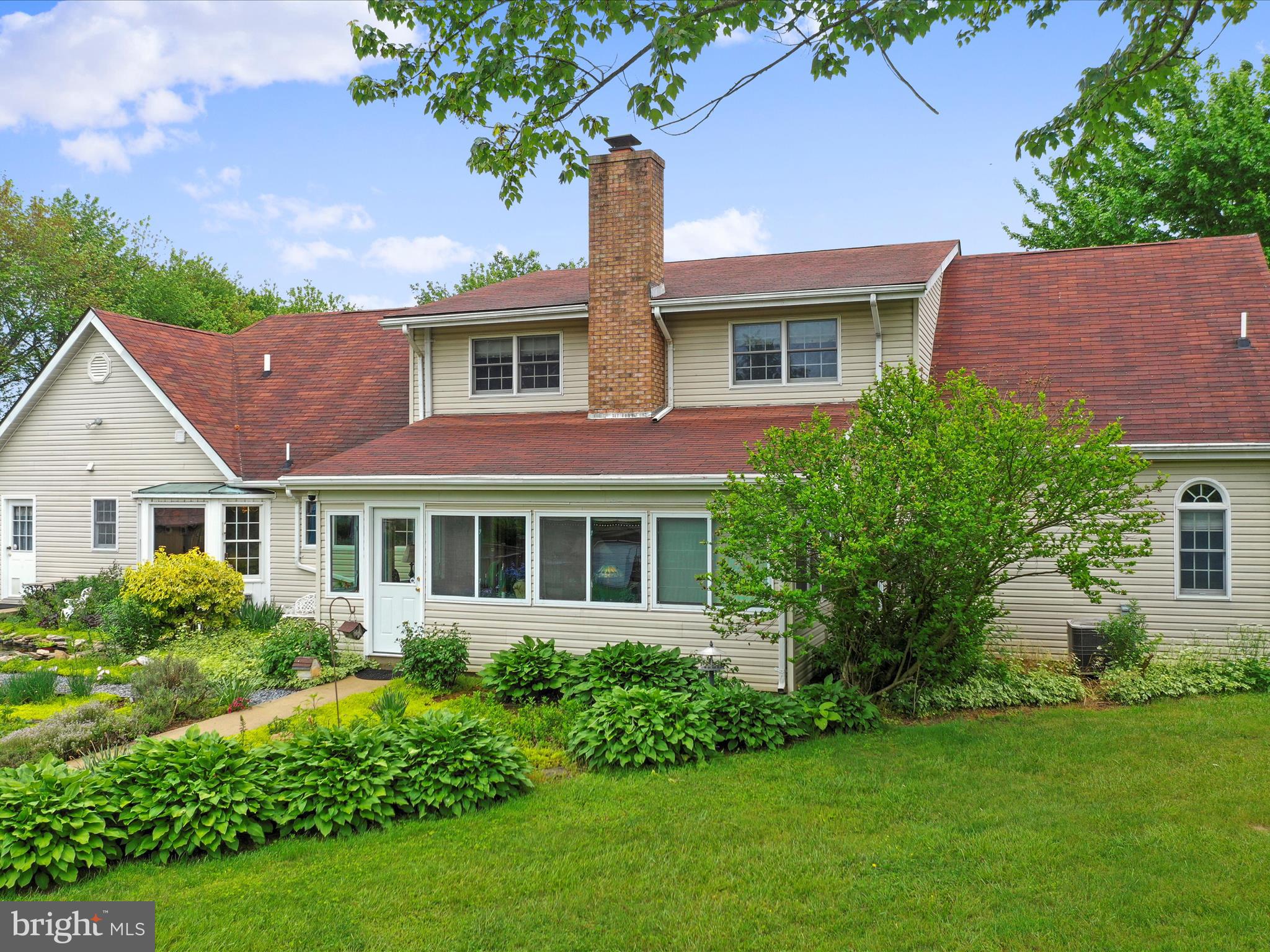 OAKLAND HEIGHTS - Residential