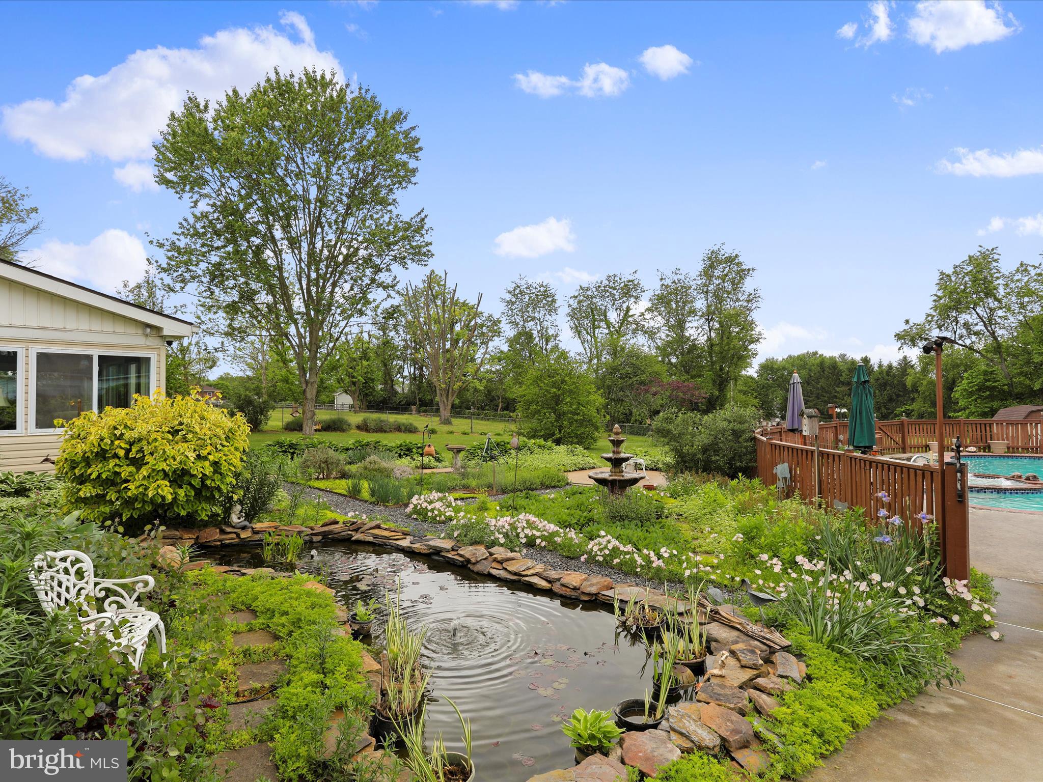 OAKLAND HEIGHTS - Residential