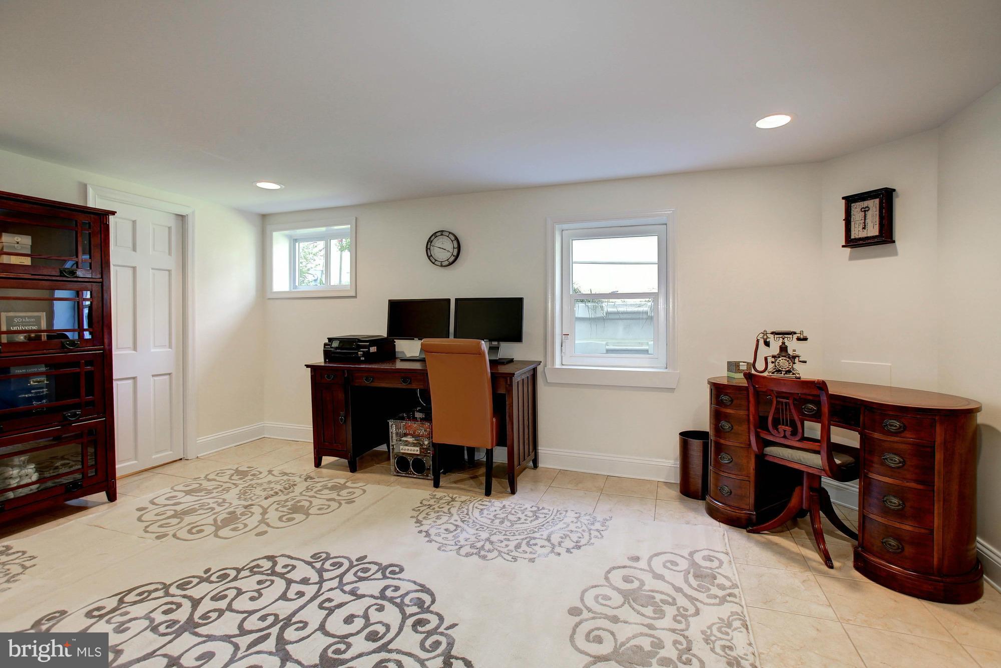 ROSEMONT - Residential