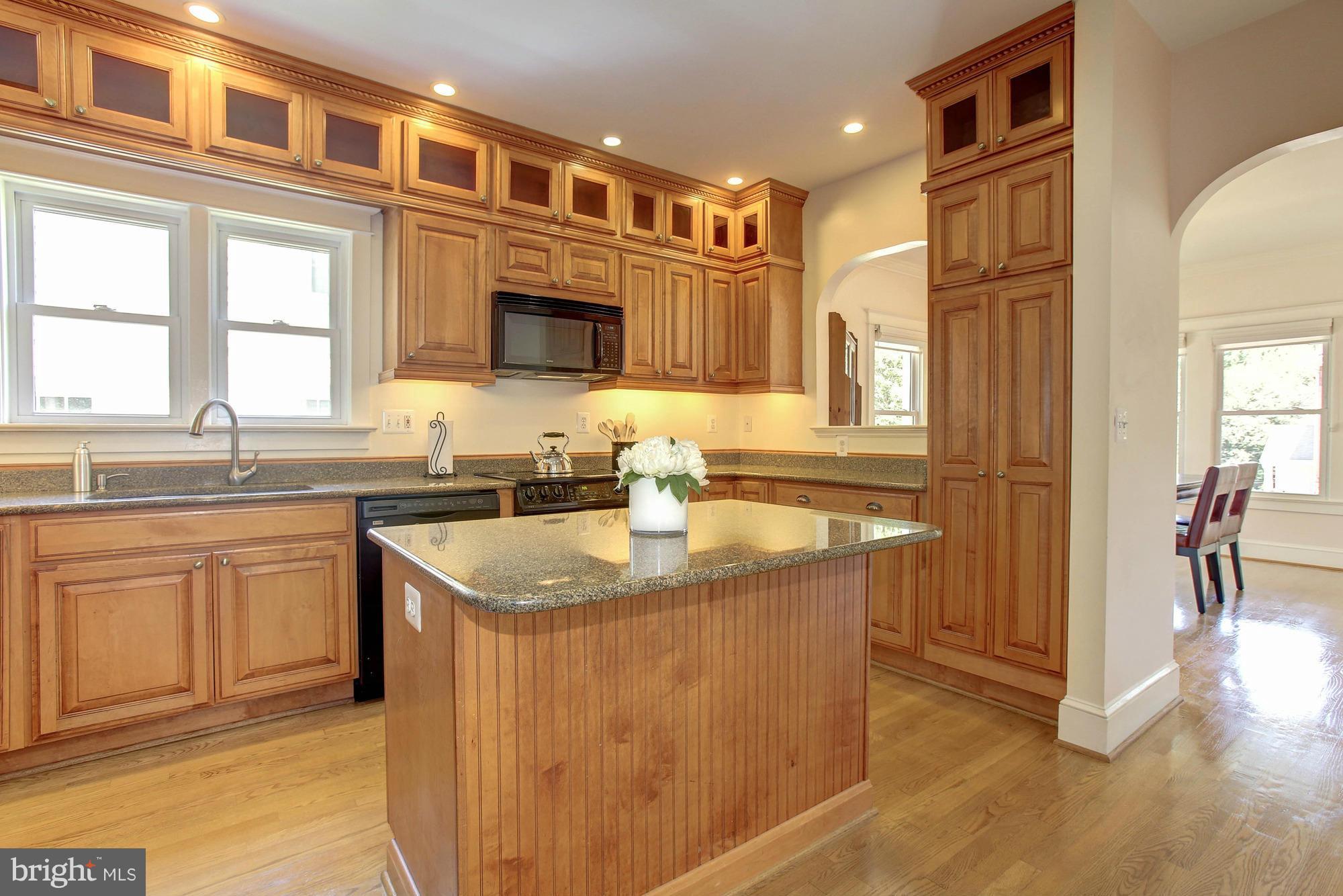 ROSEMONT - Residential